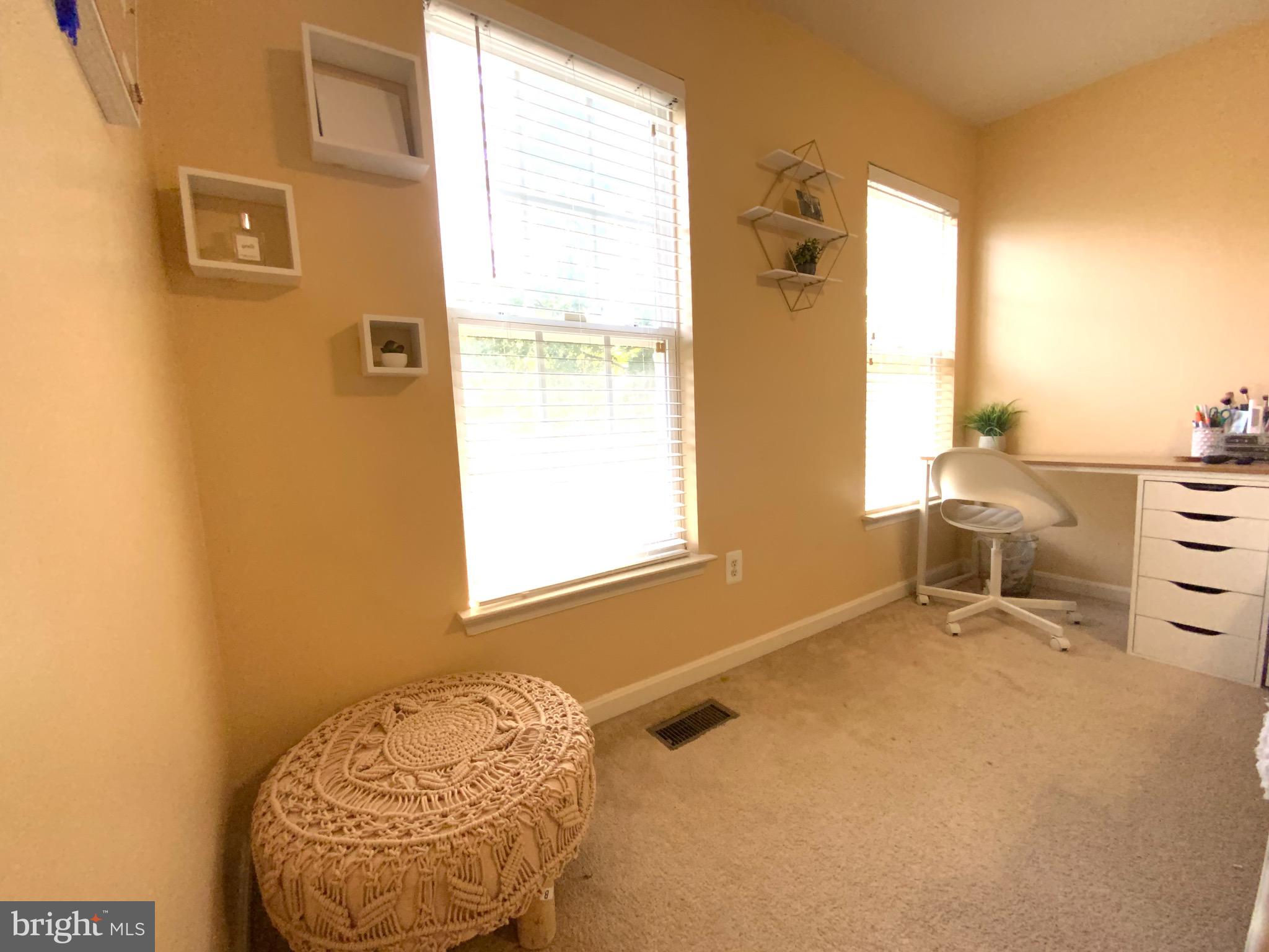 PEMBROOKE - Residential