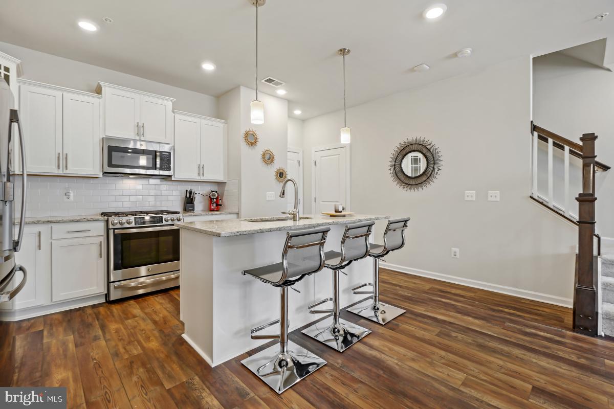 JEFFERSON PLACE - Residential