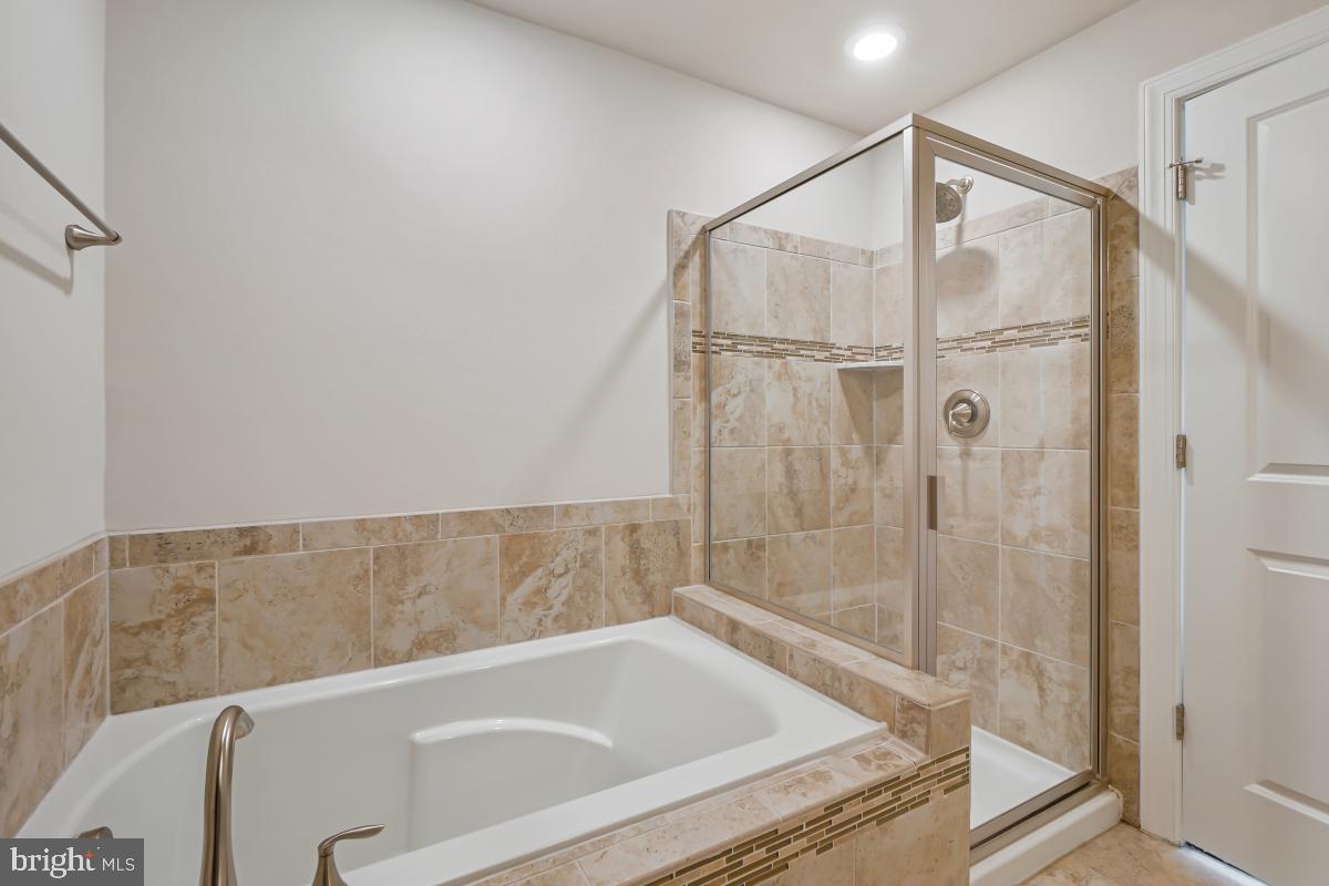 JEFFERSON PLACE - Residential