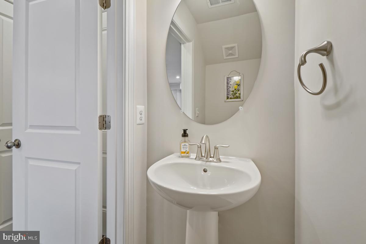 JEFFERSON PLACE - Residential