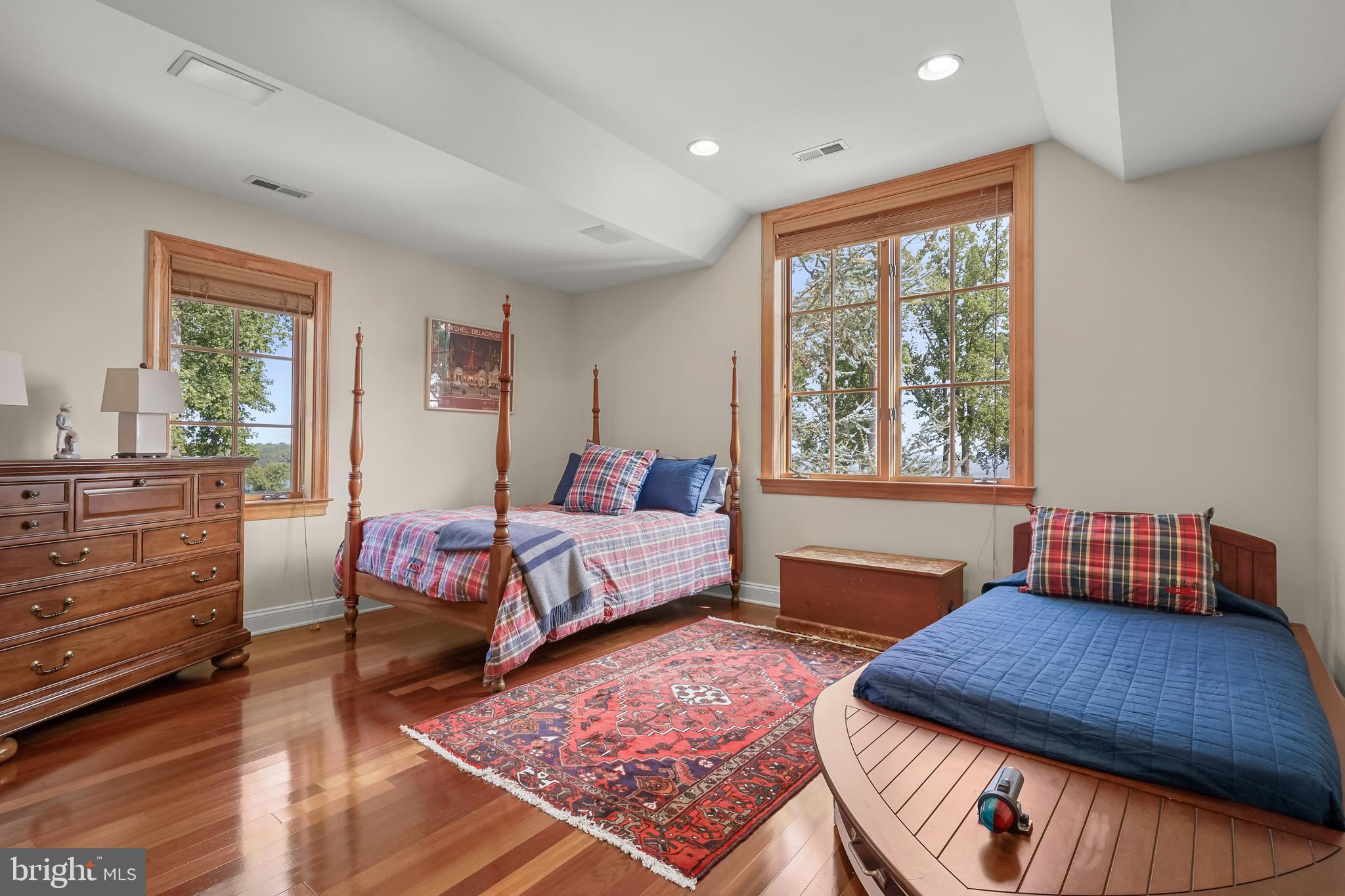 GIBSON ISLAND - Residential