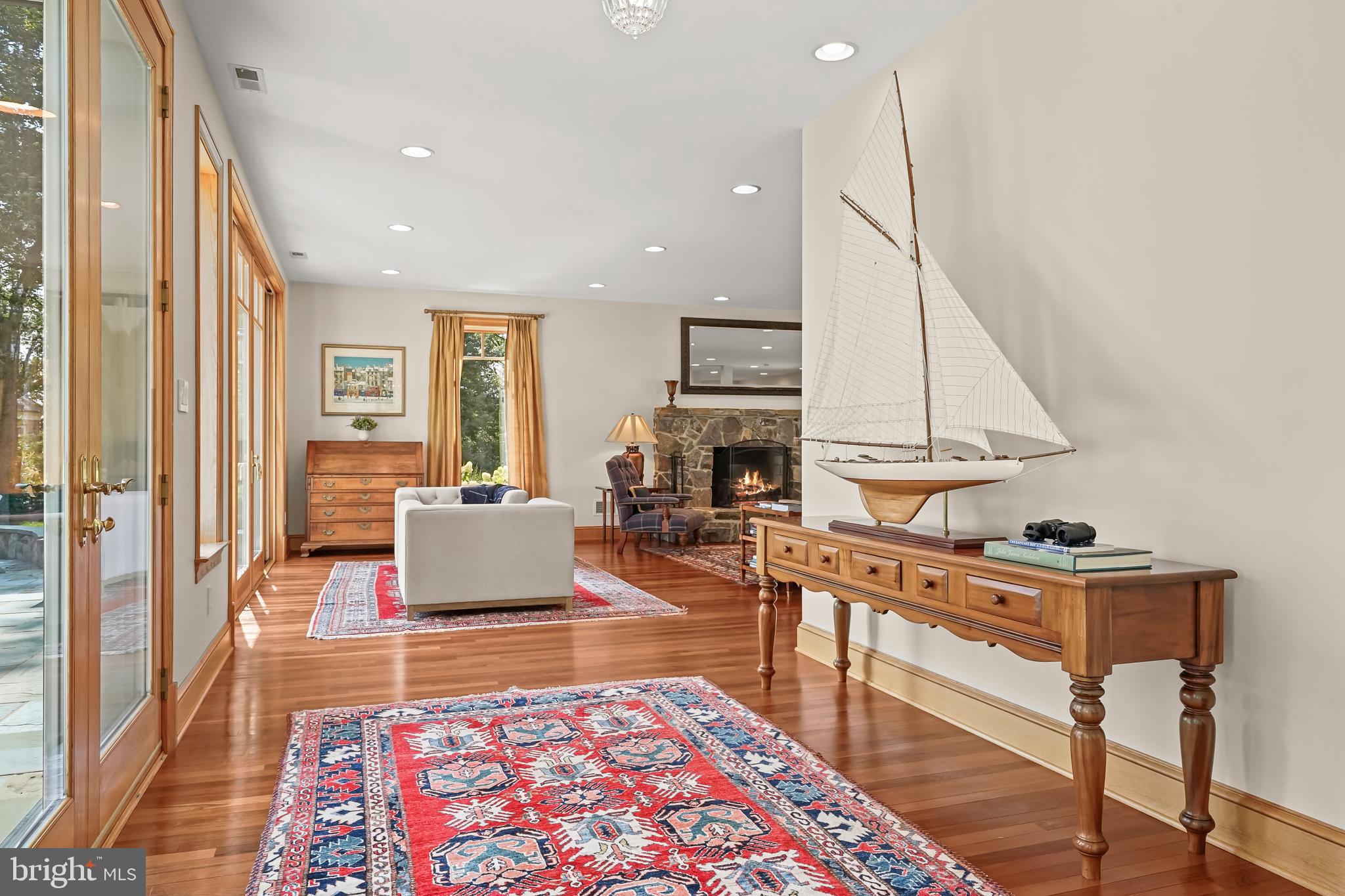 GIBSON ISLAND - Residential