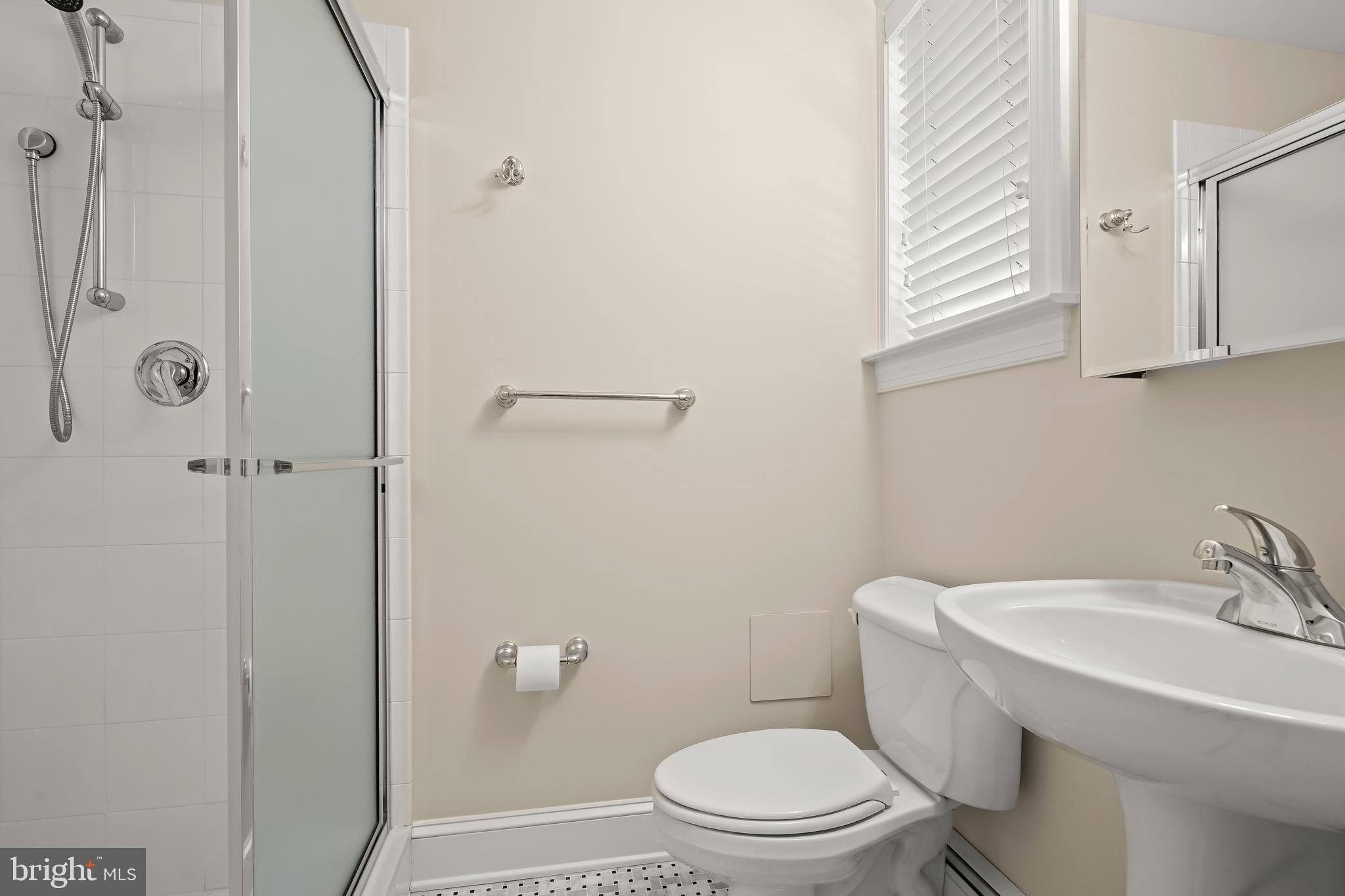 GIBSON ISLAND - Residential