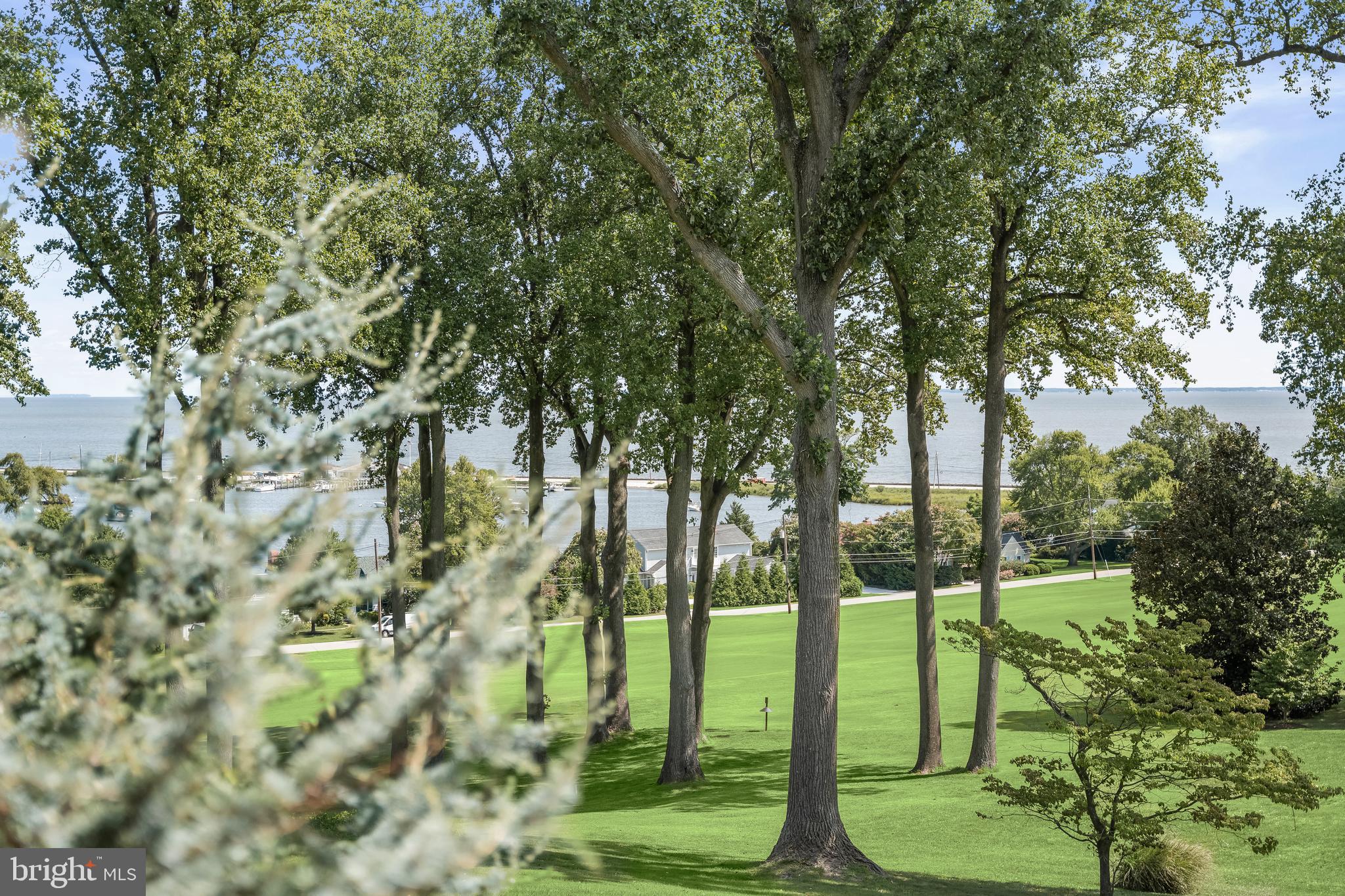 GIBSON ISLAND - Residential