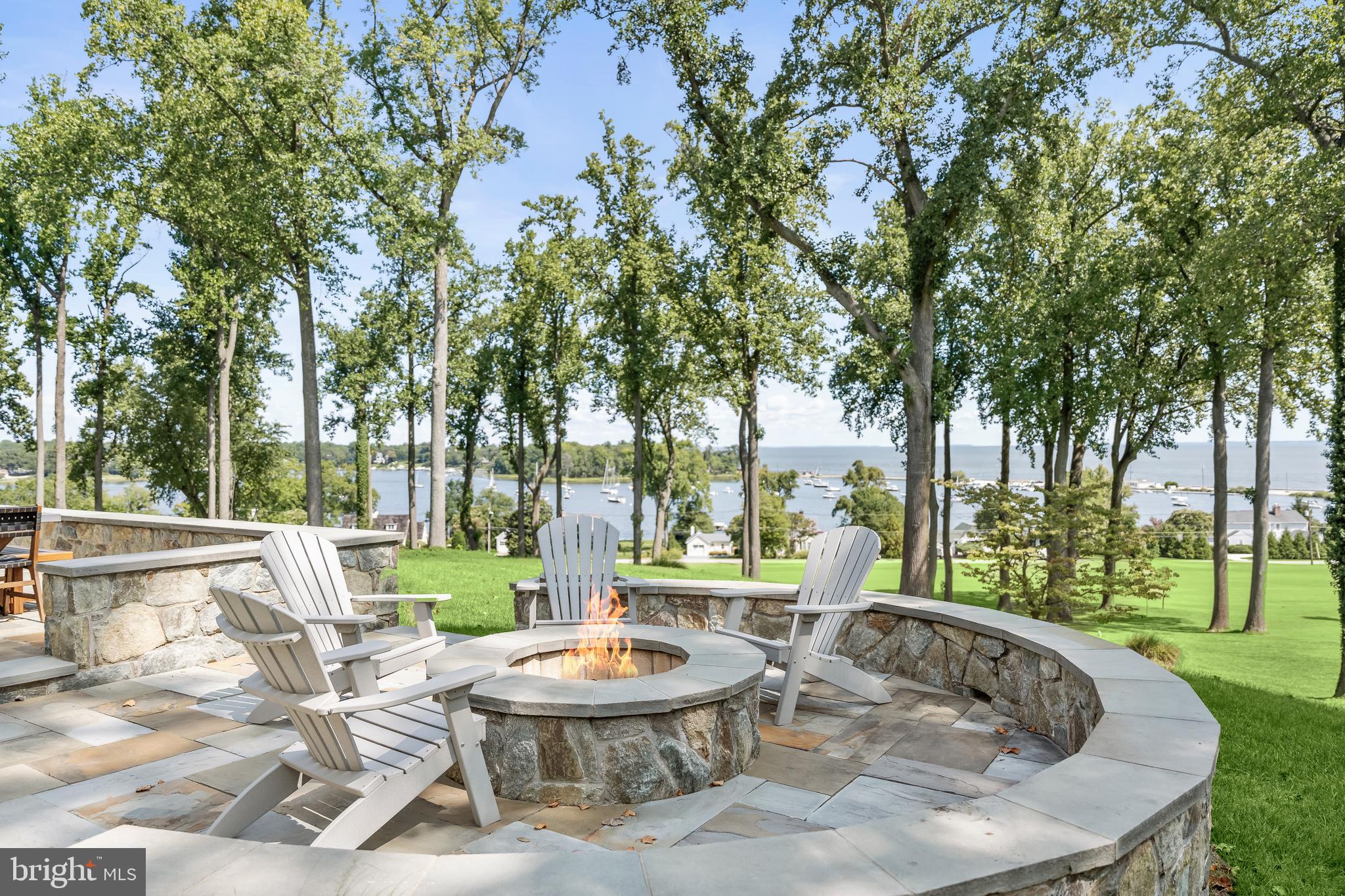 GIBSON ISLAND - Residential