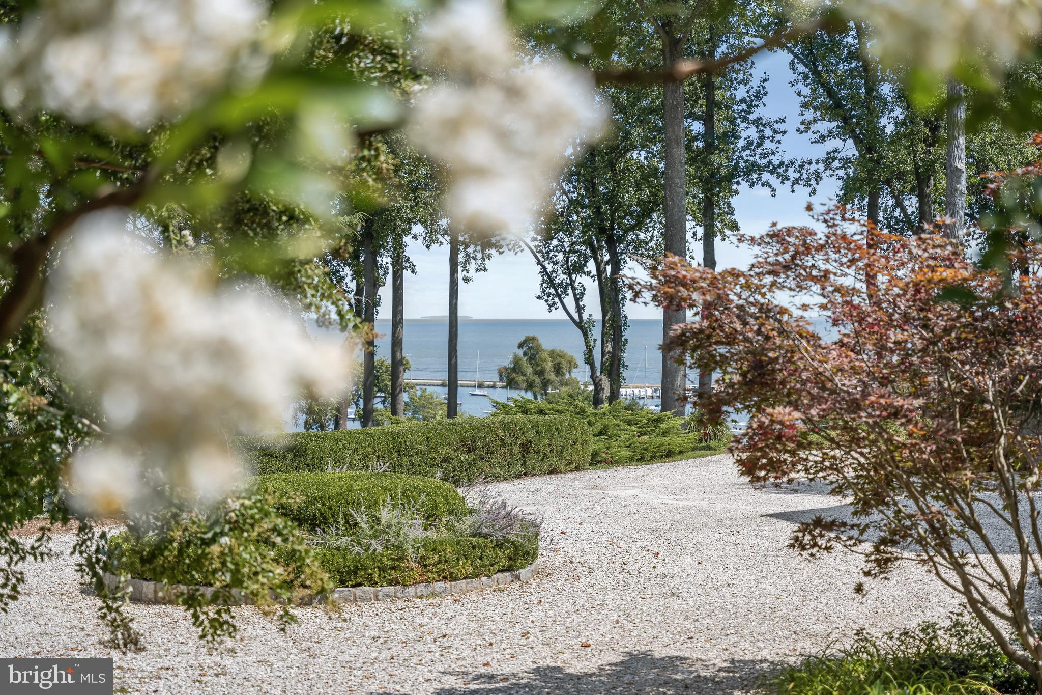 GIBSON ISLAND - Residential