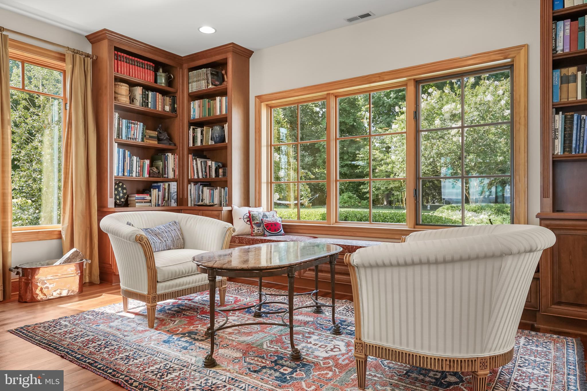 GIBSON ISLAND - Residential