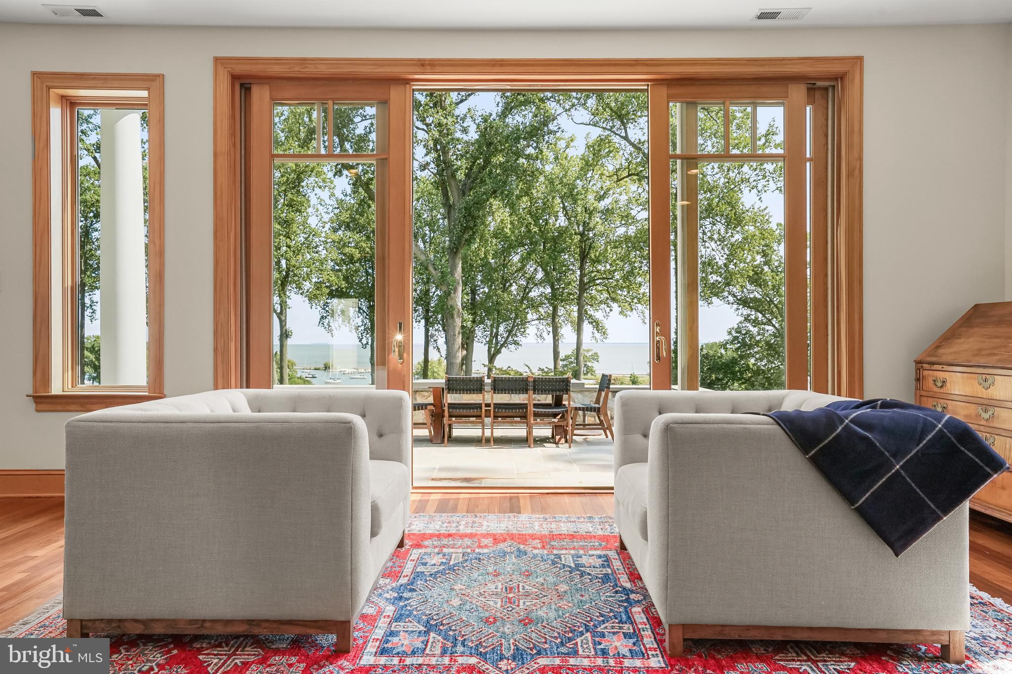 GIBSON ISLAND - Residential