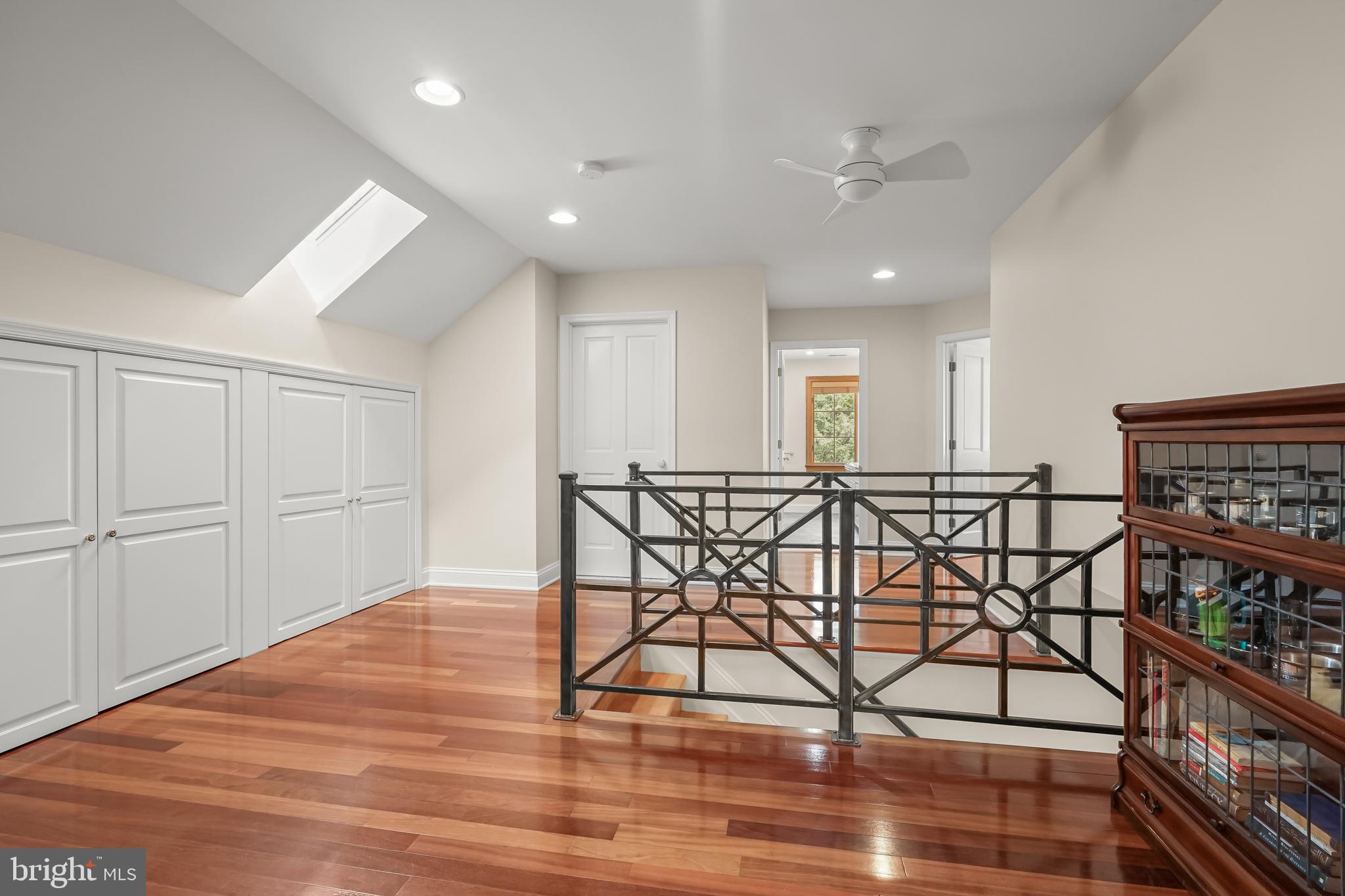 GIBSON ISLAND - Residential