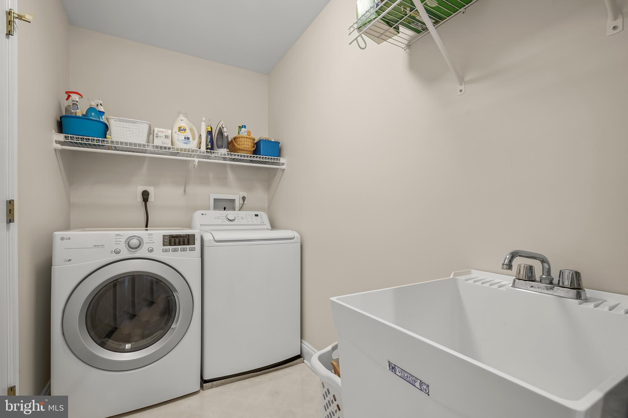 GIBSON ISLAND - Residential