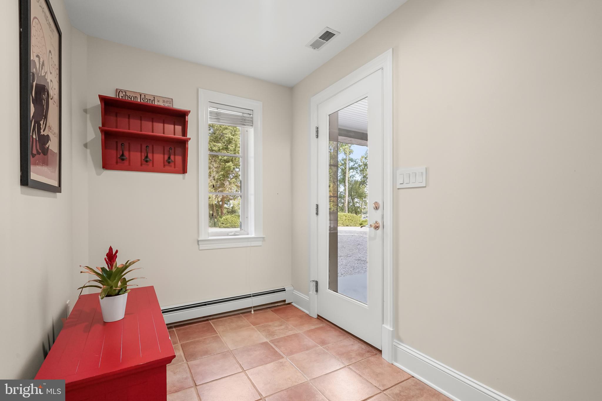 GIBSON ISLAND - Residential