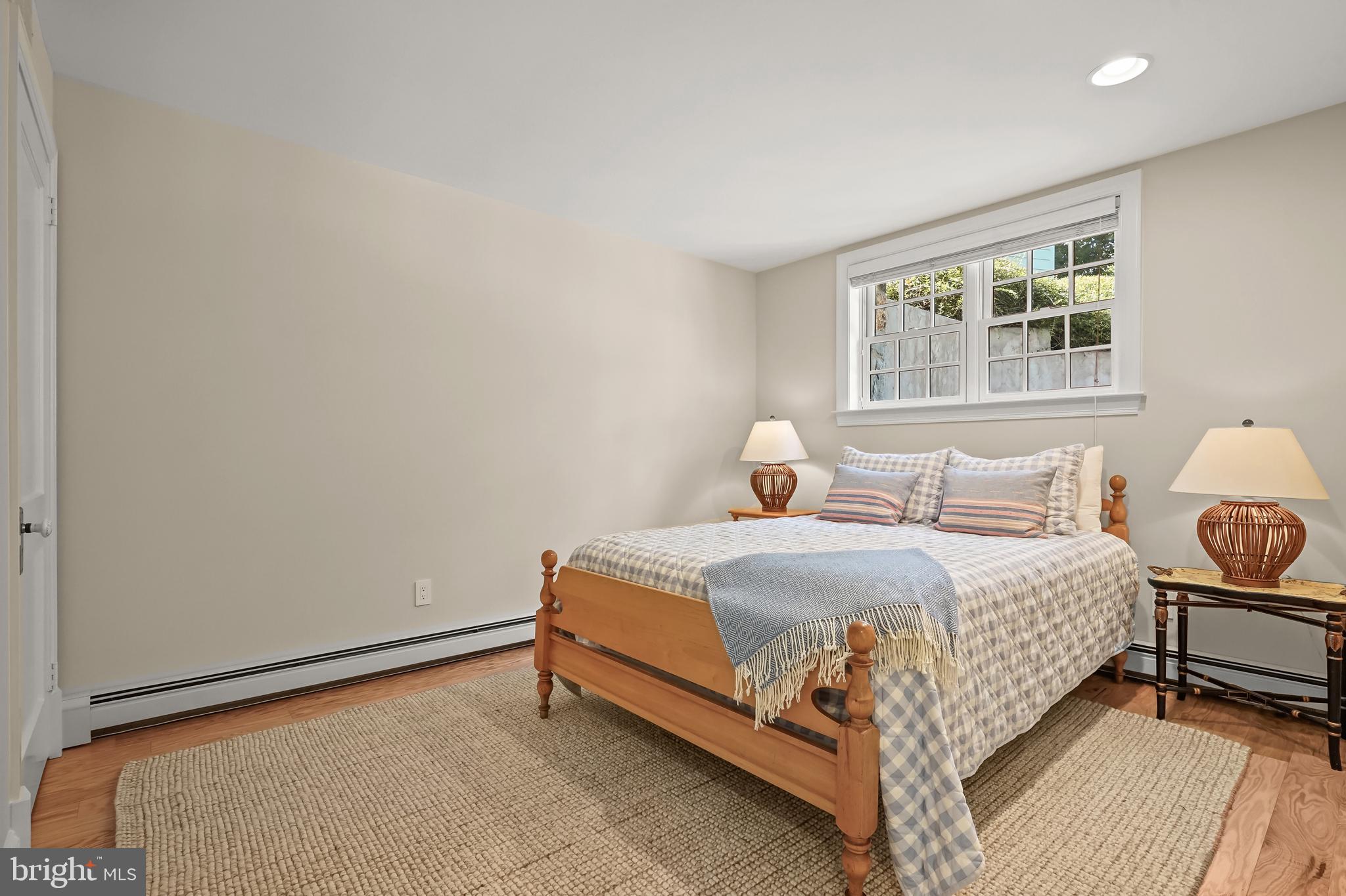 GIBSON ISLAND - Residential