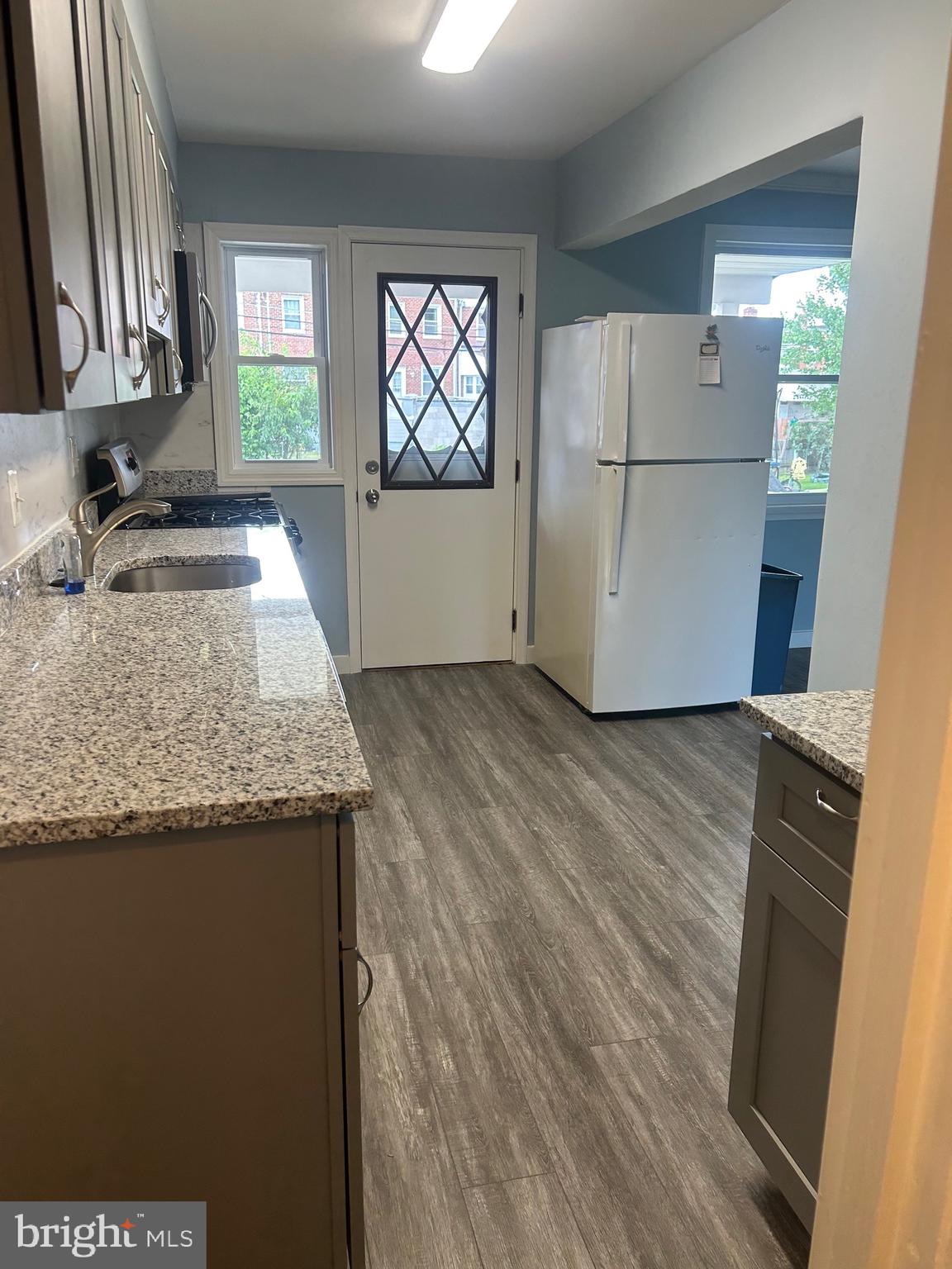 BEVERLY HILLS - Residential