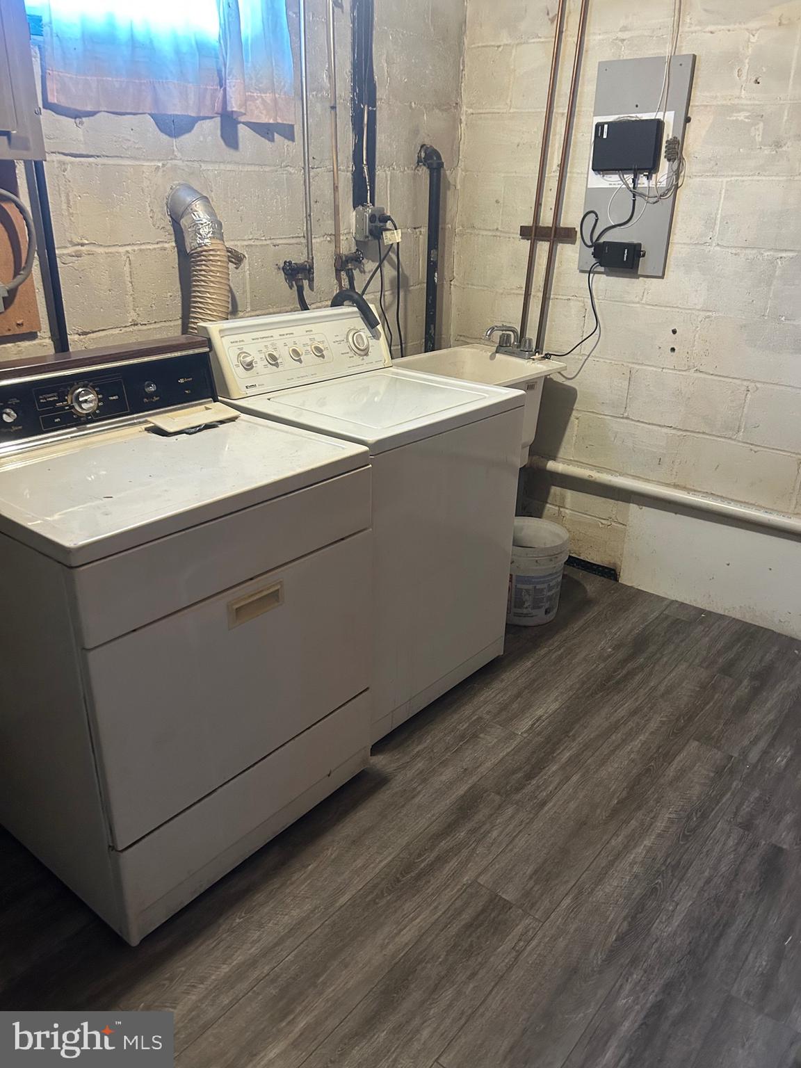 BEVERLY HILLS - Residential