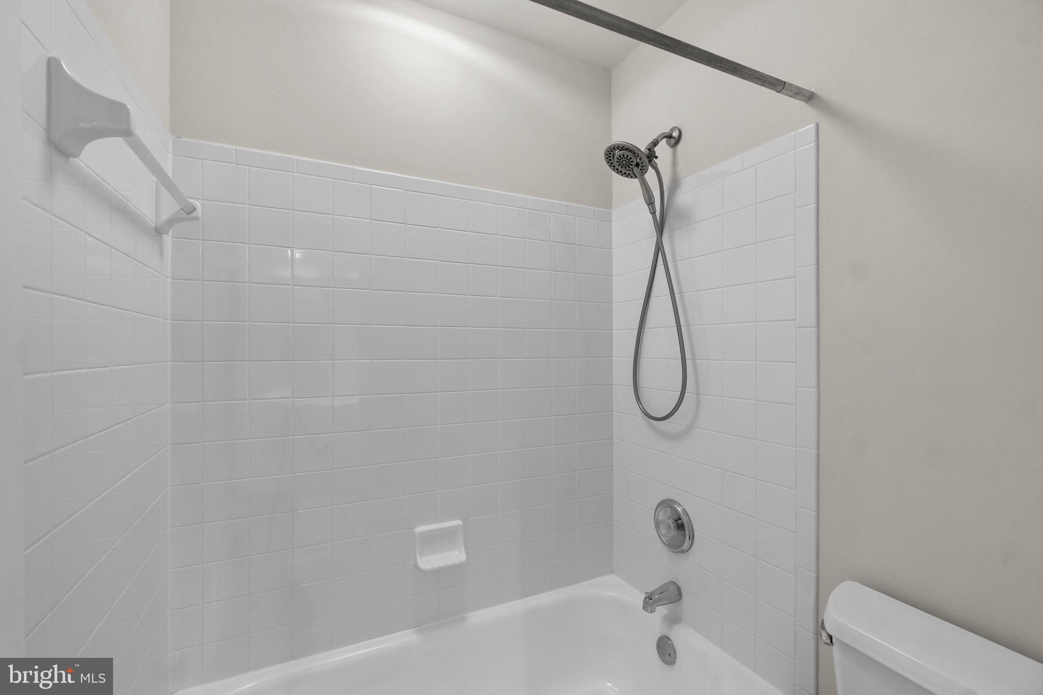 GOVERNORS RUN - Residential