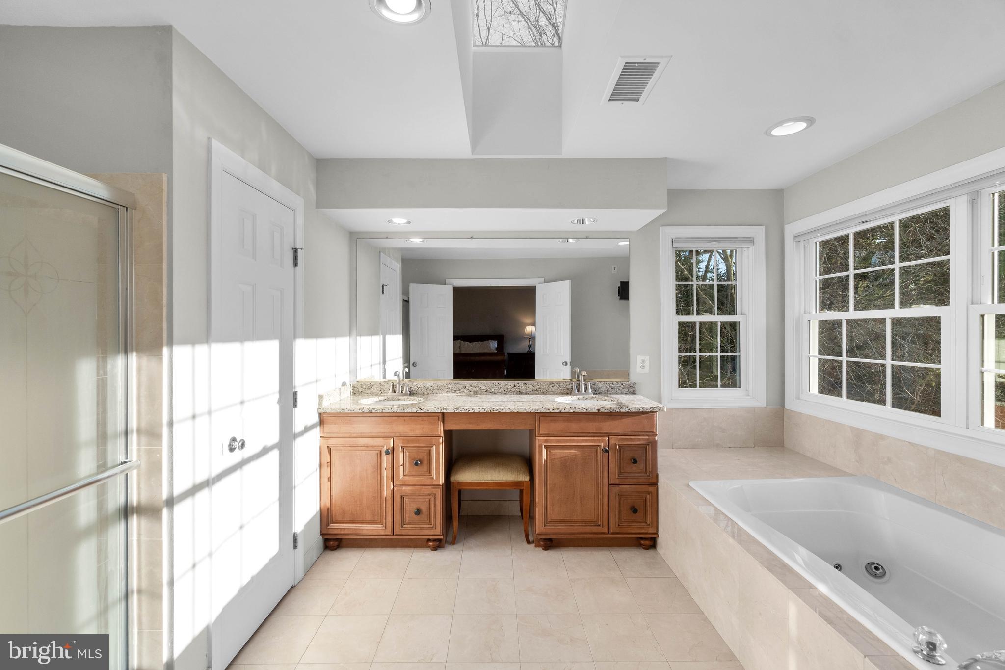 GOVERNORS RUN - Residential