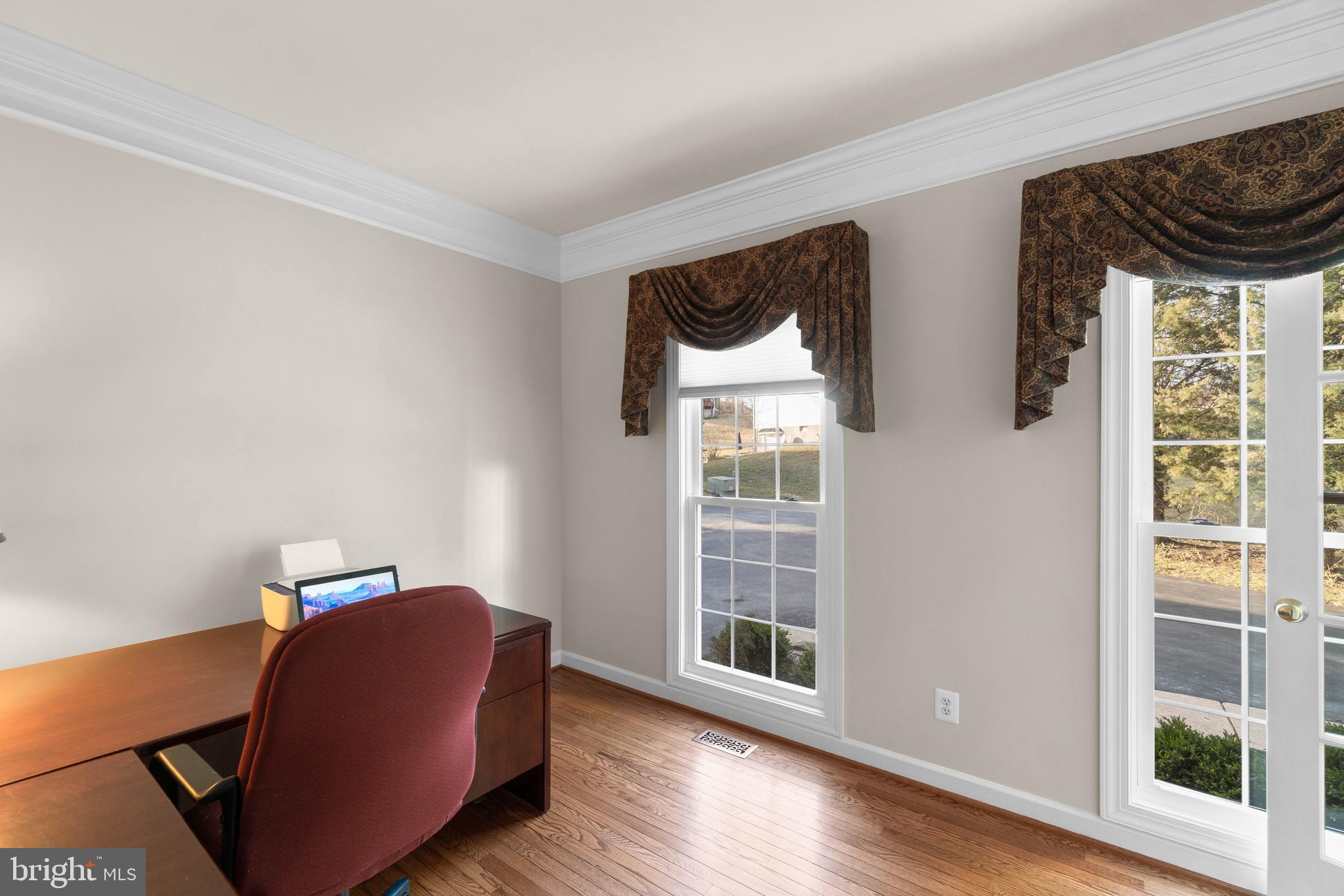 GOVERNORS RUN - Residential