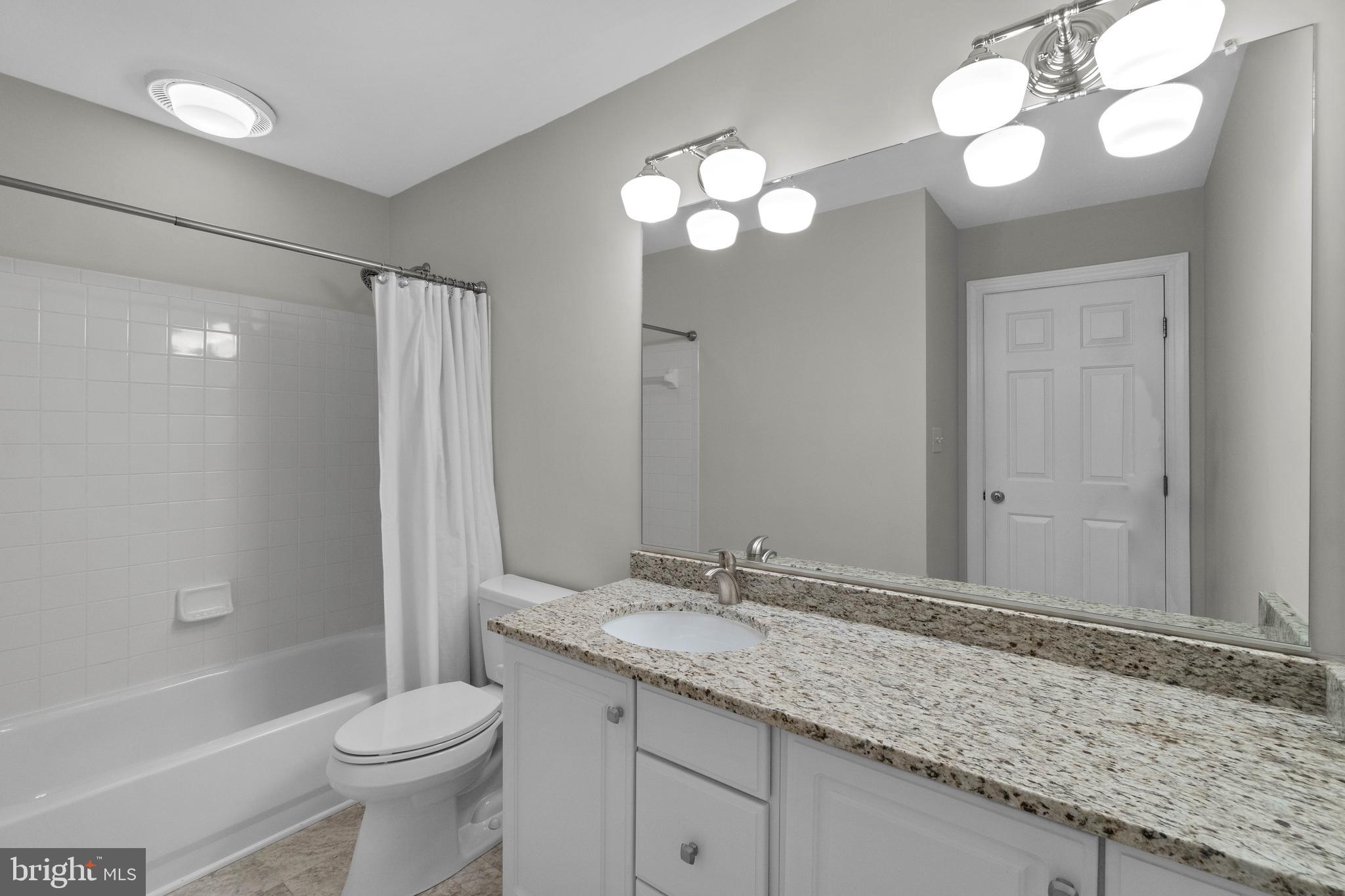 GOVERNORS RUN - Residential