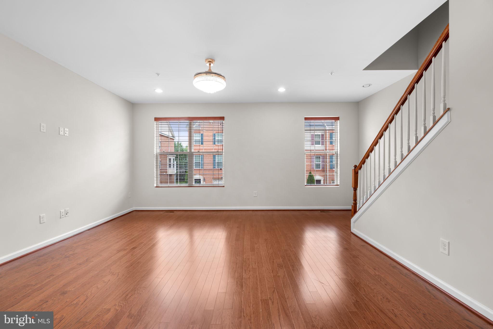 BLUE STREAM - Residential