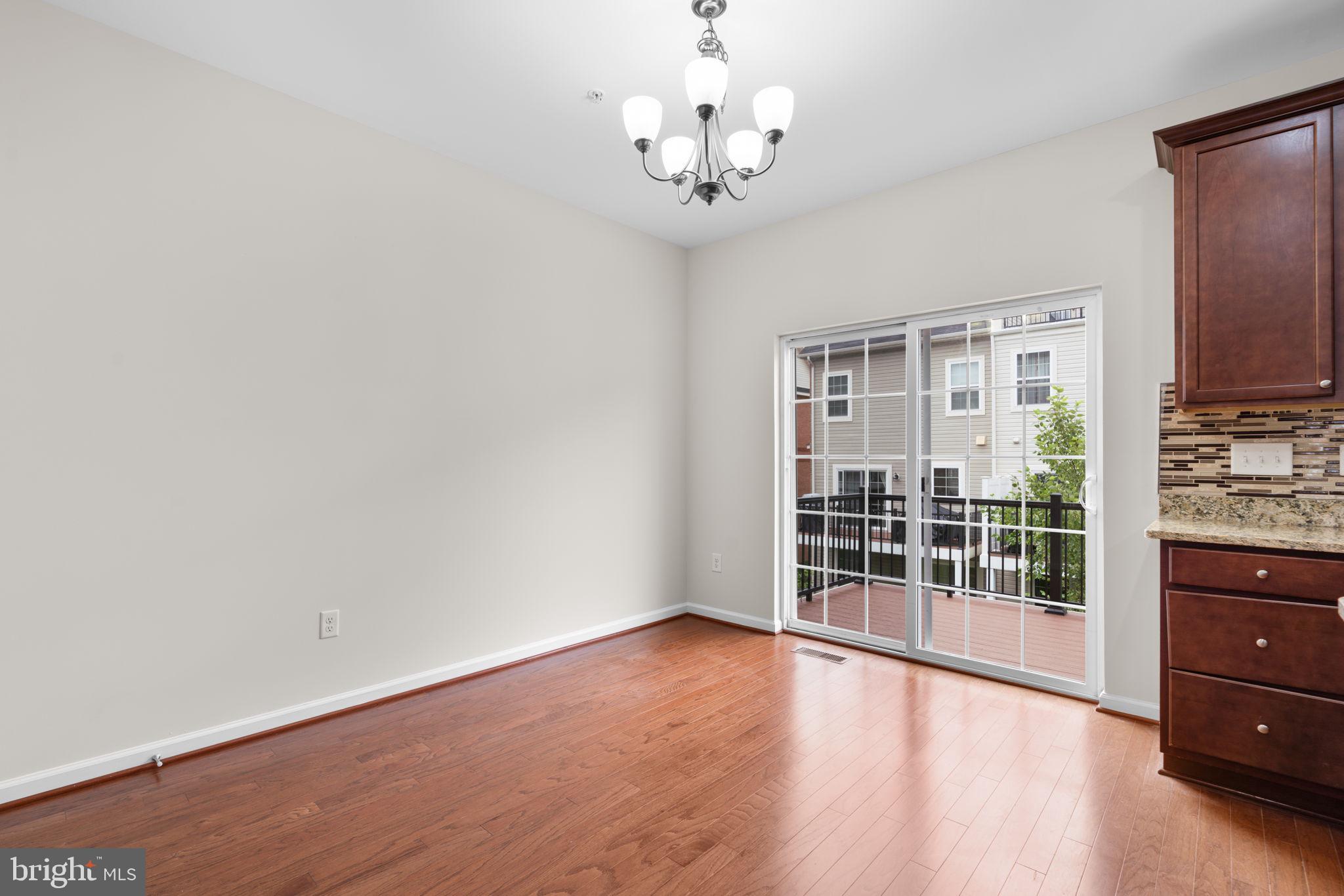 BLUE STREAM - Residential