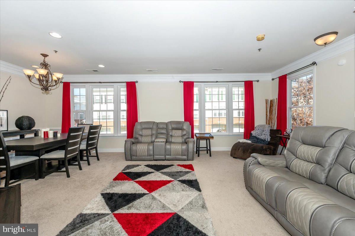 3541 HUNTLEY MANOR LANE 79B