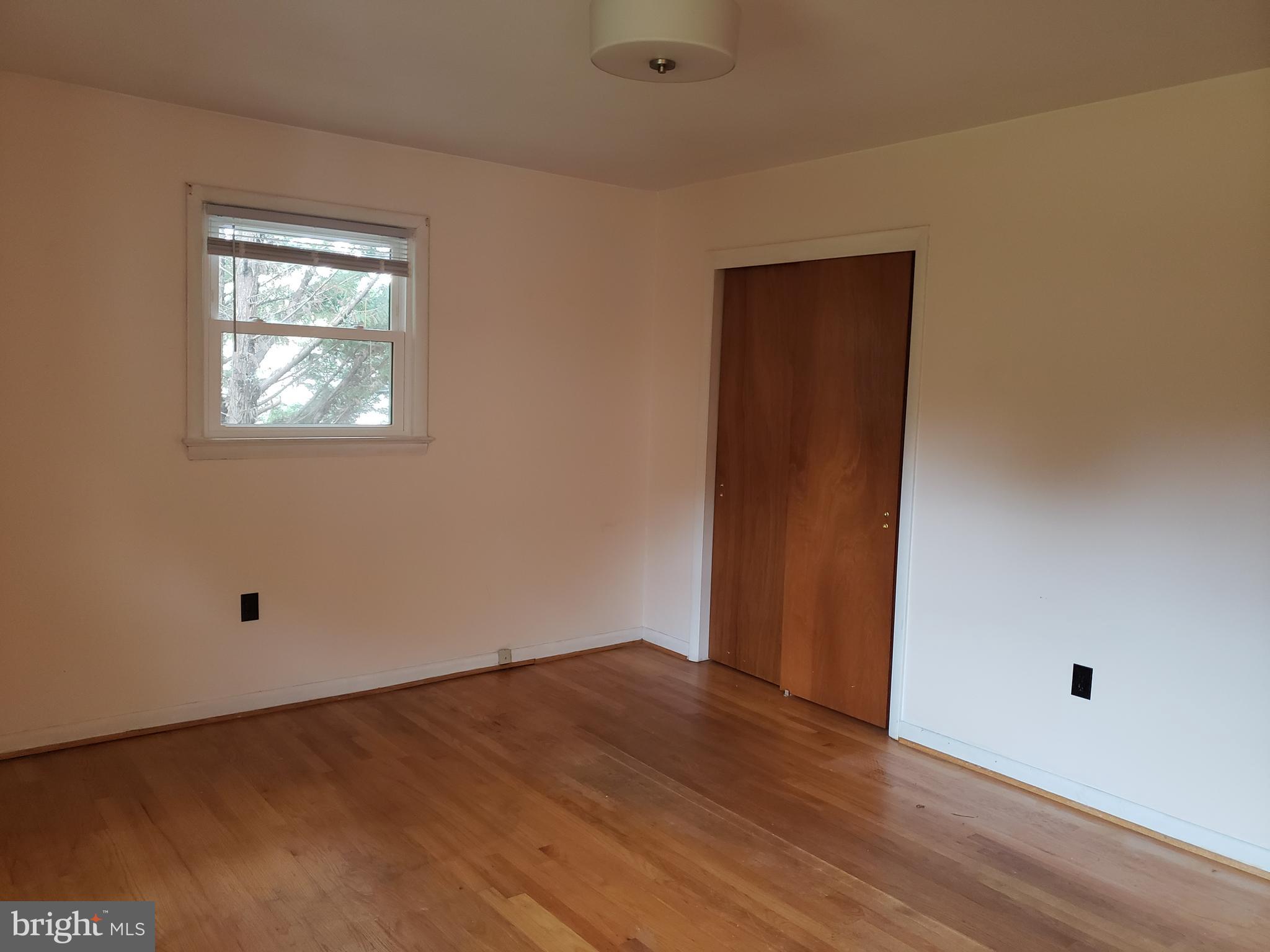 WARBURTON OAKS - Residential