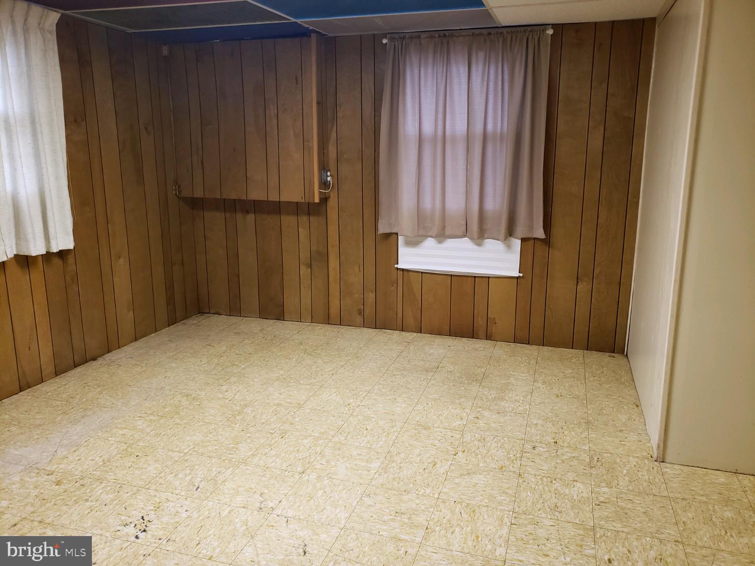 WARBURTON OAKS - Residential