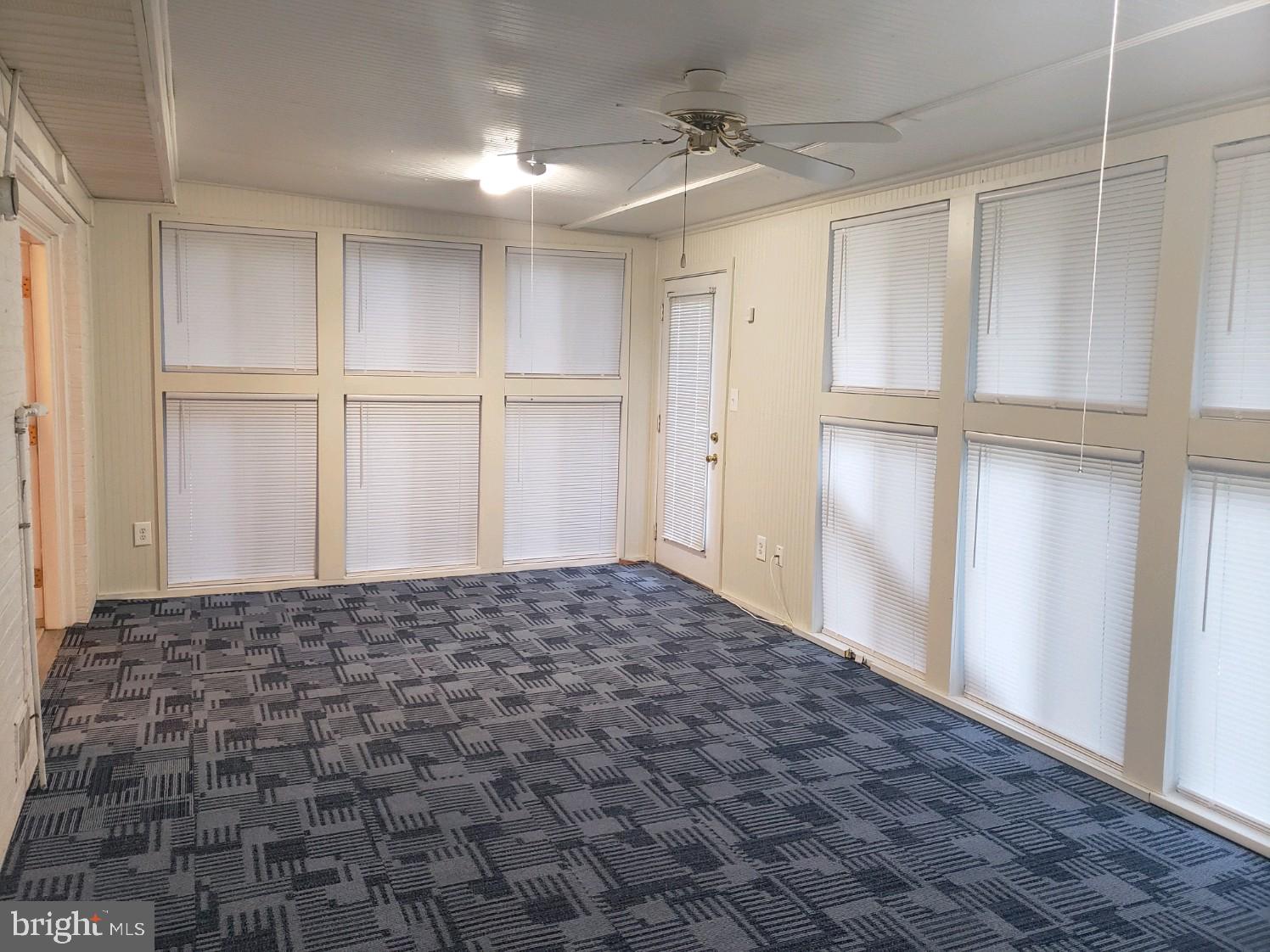 WARBURTON OAKS - Residential