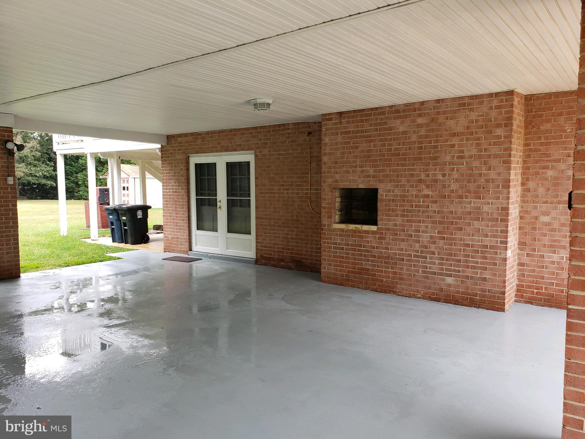 WARBURTON OAKS - Residential