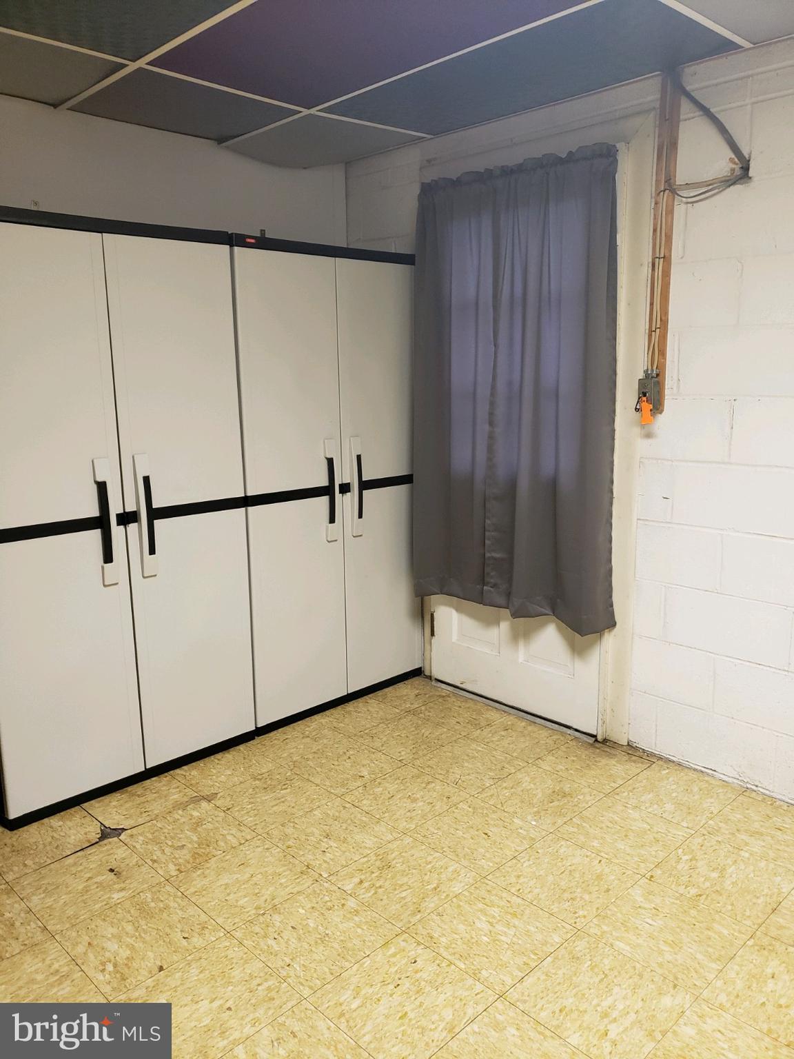 WARBURTON OAKS - Residential