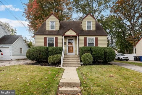 112 S MAPLE AVENUE MAPLE SHADE NJ 08052