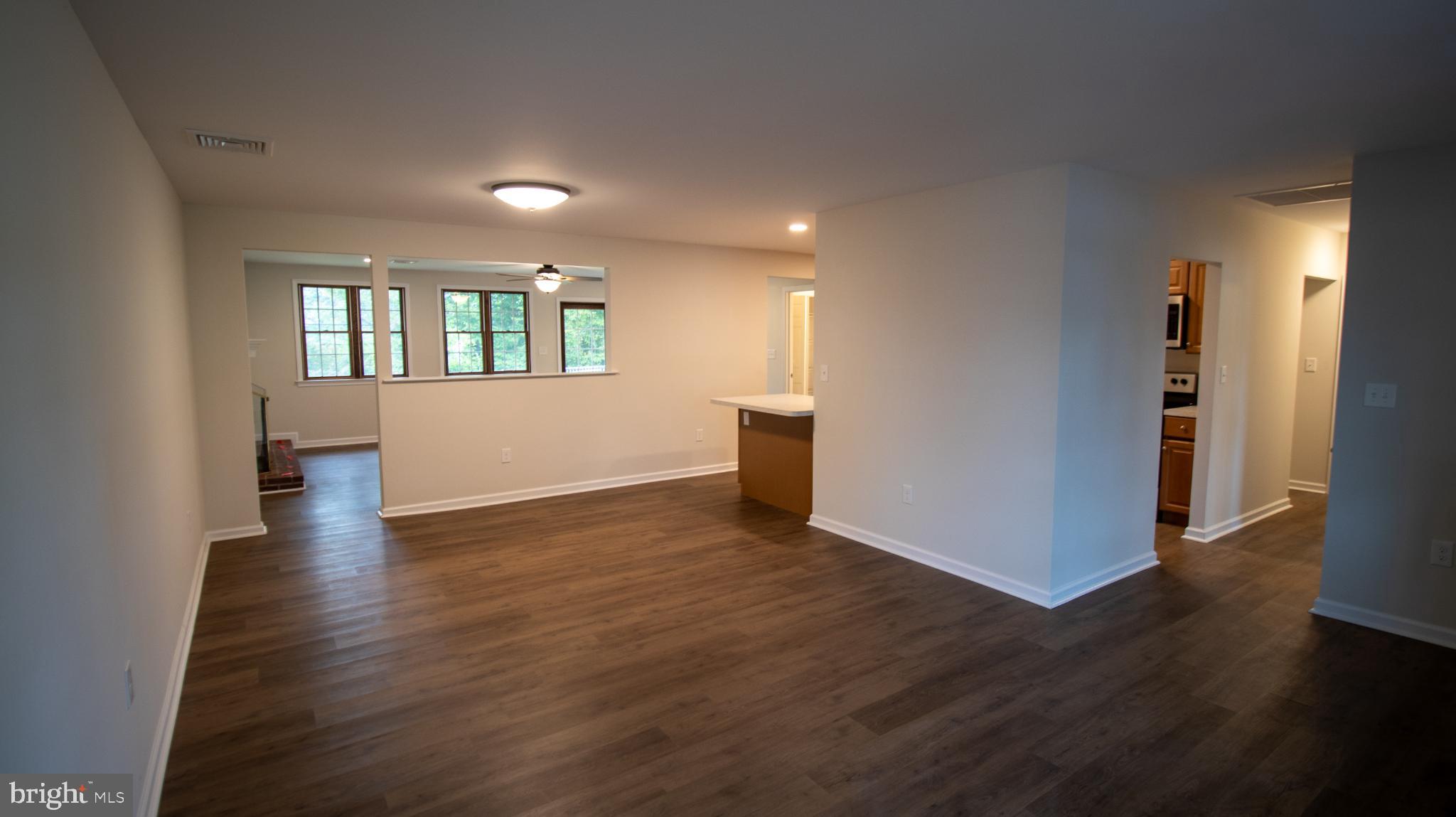 2949 STONEY CREEK