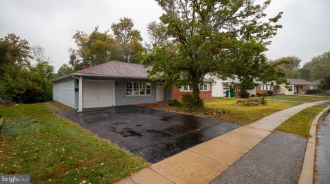 2949 STONEY CREEK NORRISTOWN PA 19401