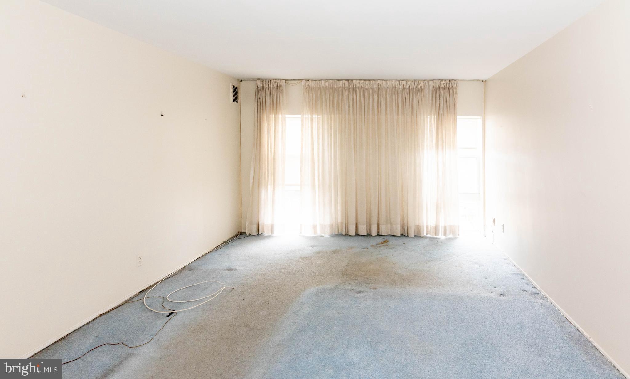 ARLINGTON - Residential