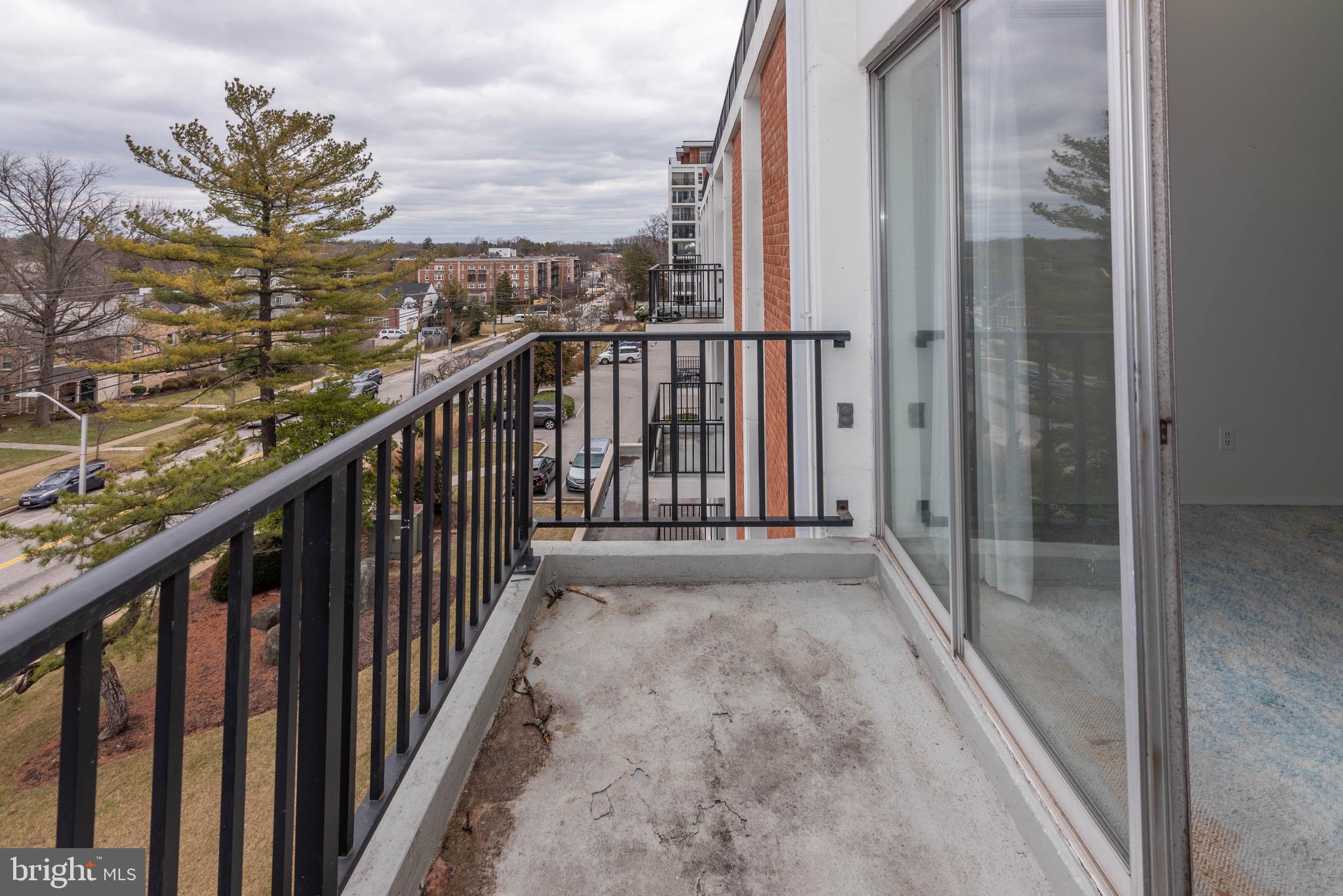 ARLINGTON - Residential