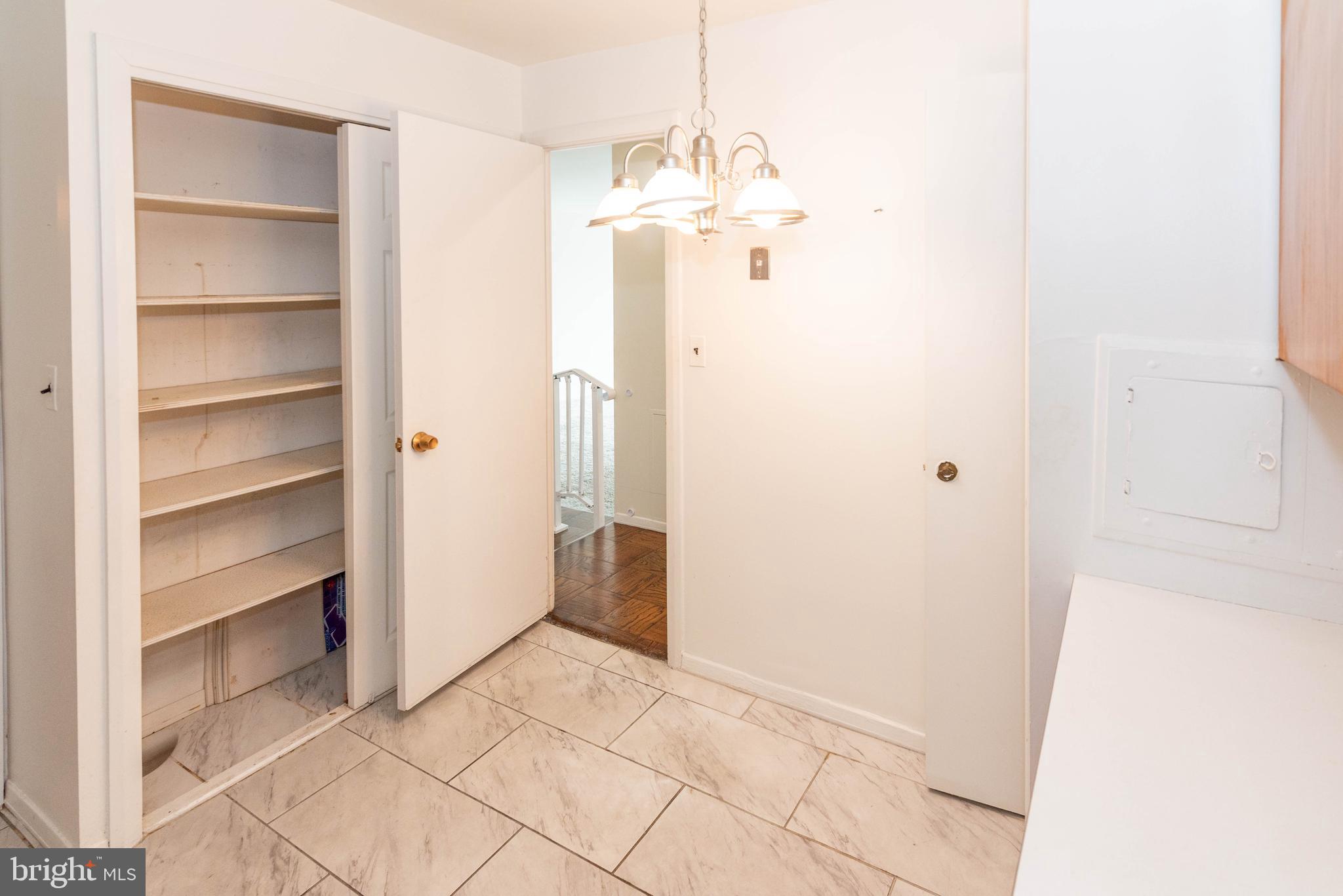 ARLINGTON - Residential