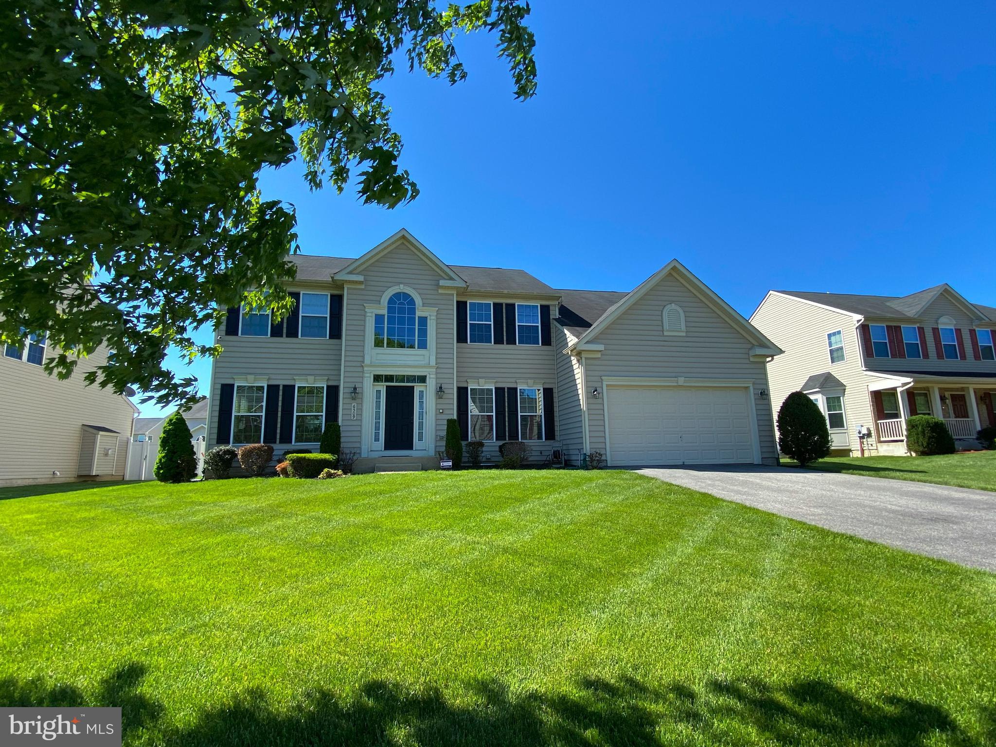 Welcome home!! Enter this bright, spacious home into an open foyer. This gorgeous 4 bed, 3.5 Single-family home has tons of upgrades! The home features a fully finished basement, 2 master bedroom walk-in closets, recessed lighting throughout & a separate dining room & a sunroom bump out. Enjoy the well-manicured lawn complete with a sprinkler system. Laundry room on the main floor. Two wall-mounted tvs convey,.. one in the basement and one in the master bedroom sitting room.