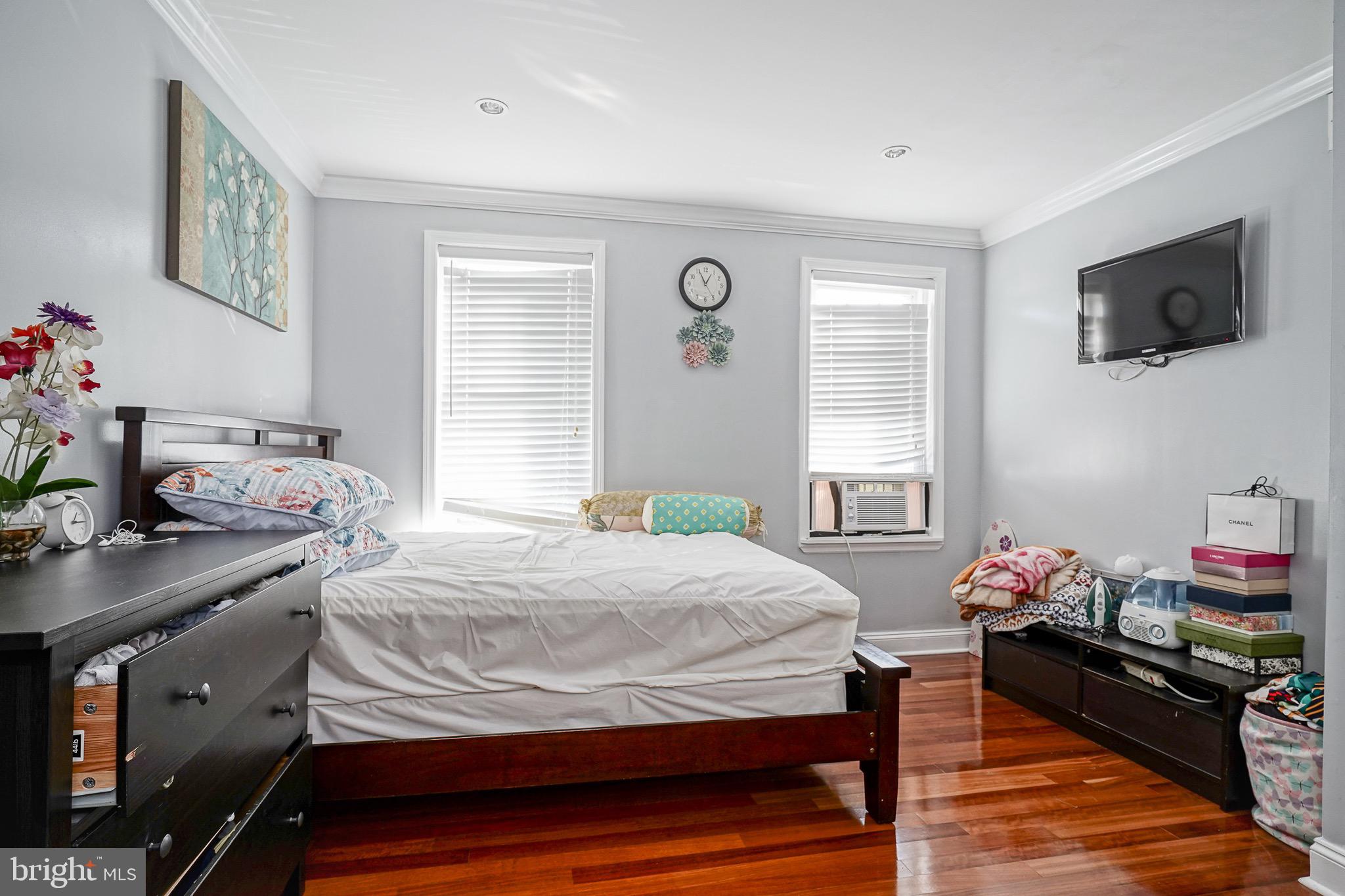 HARROWGATE - Residential