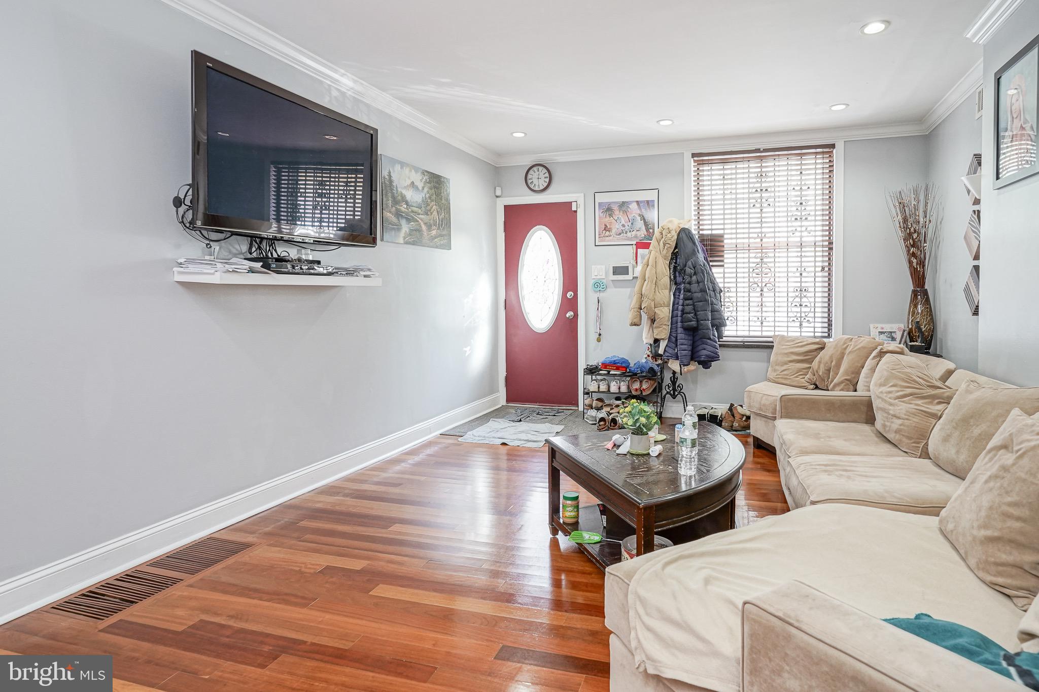 HARROWGATE - Residential