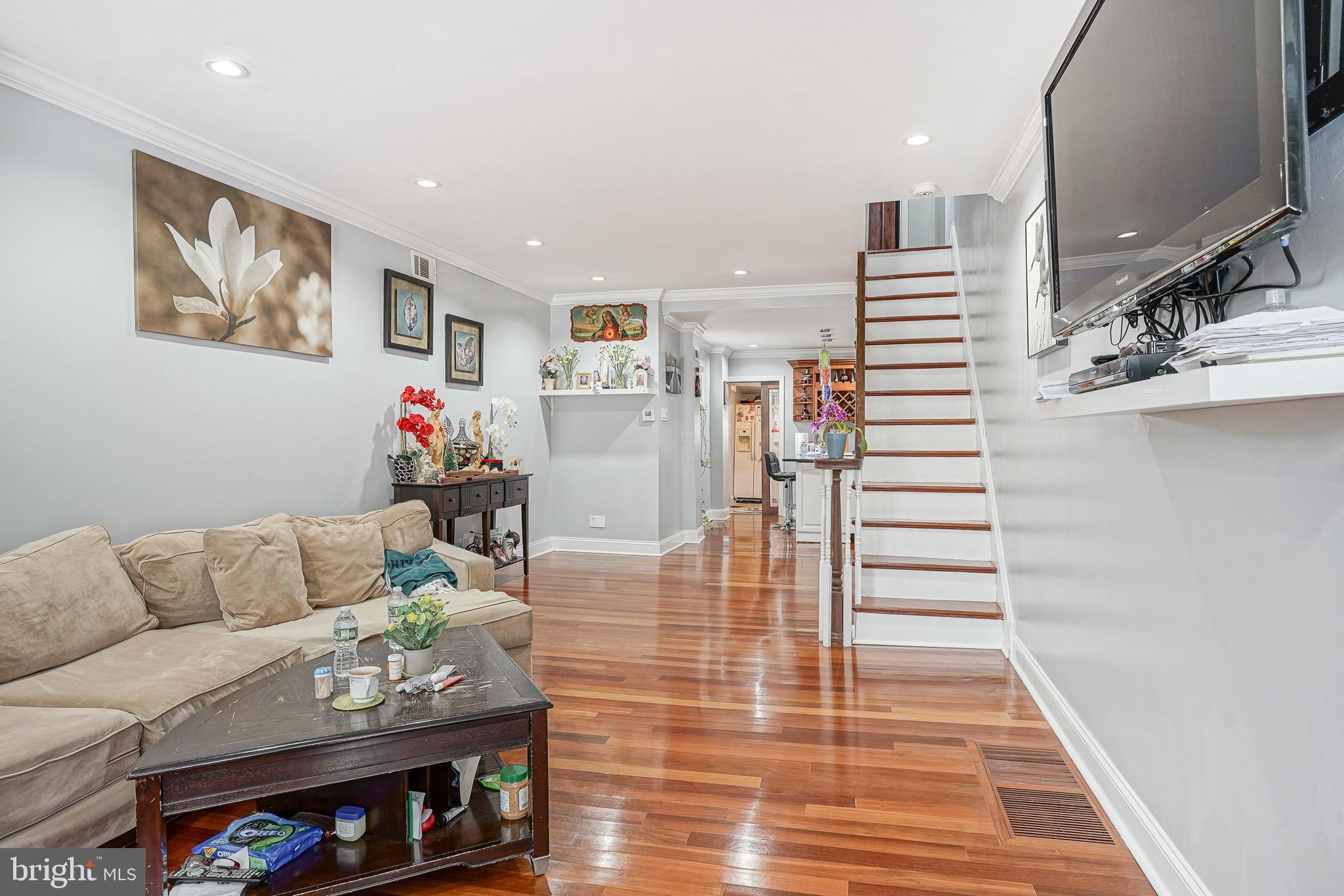 HARROWGATE - Residential