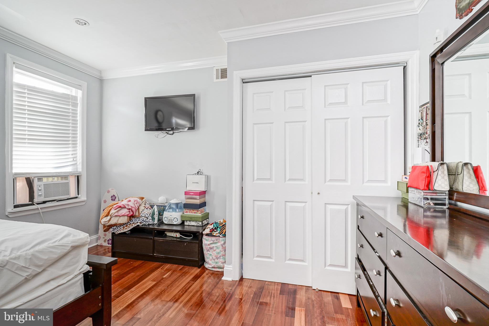 HARROWGATE - Residential