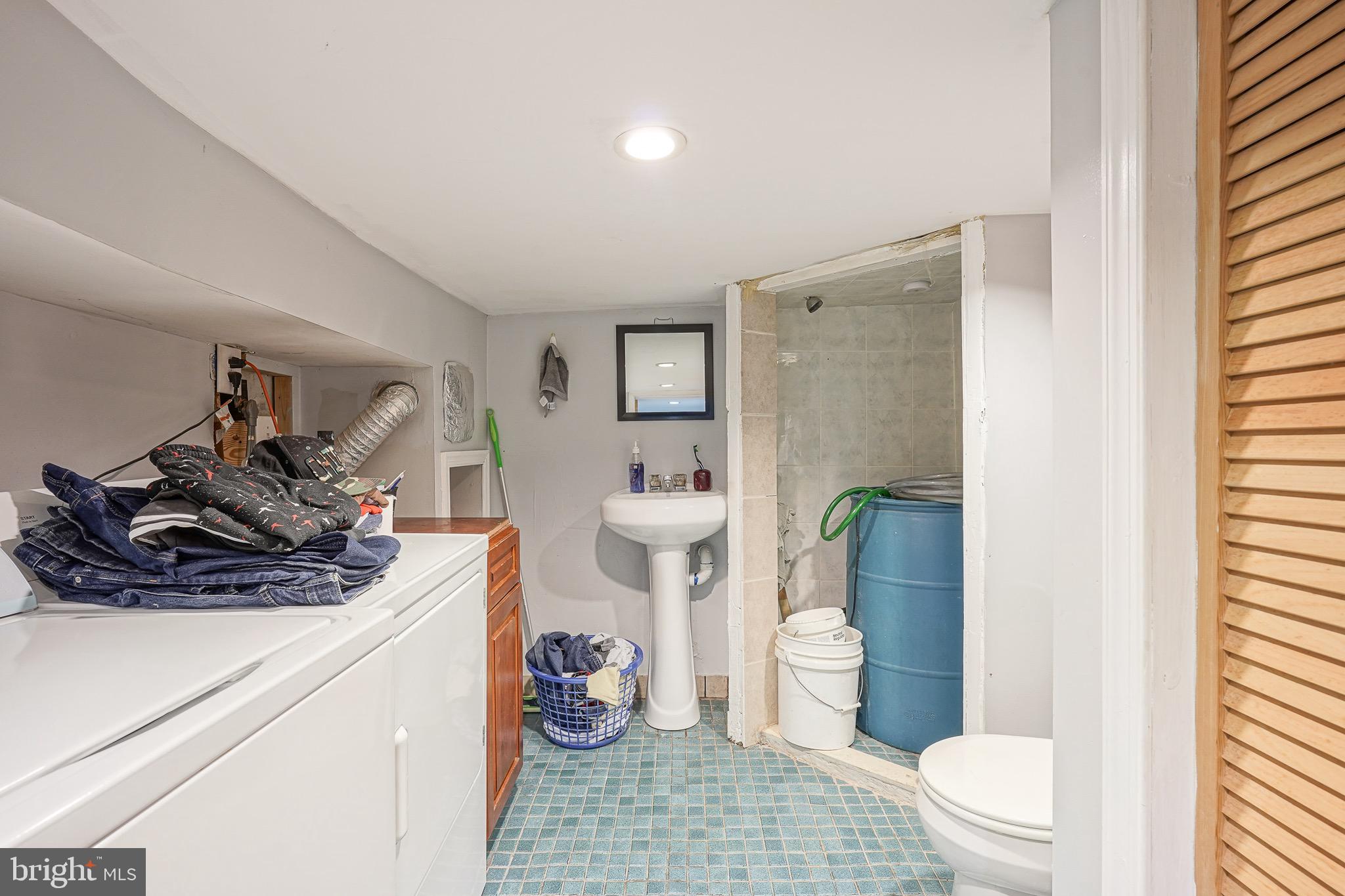 HARROWGATE - Residential