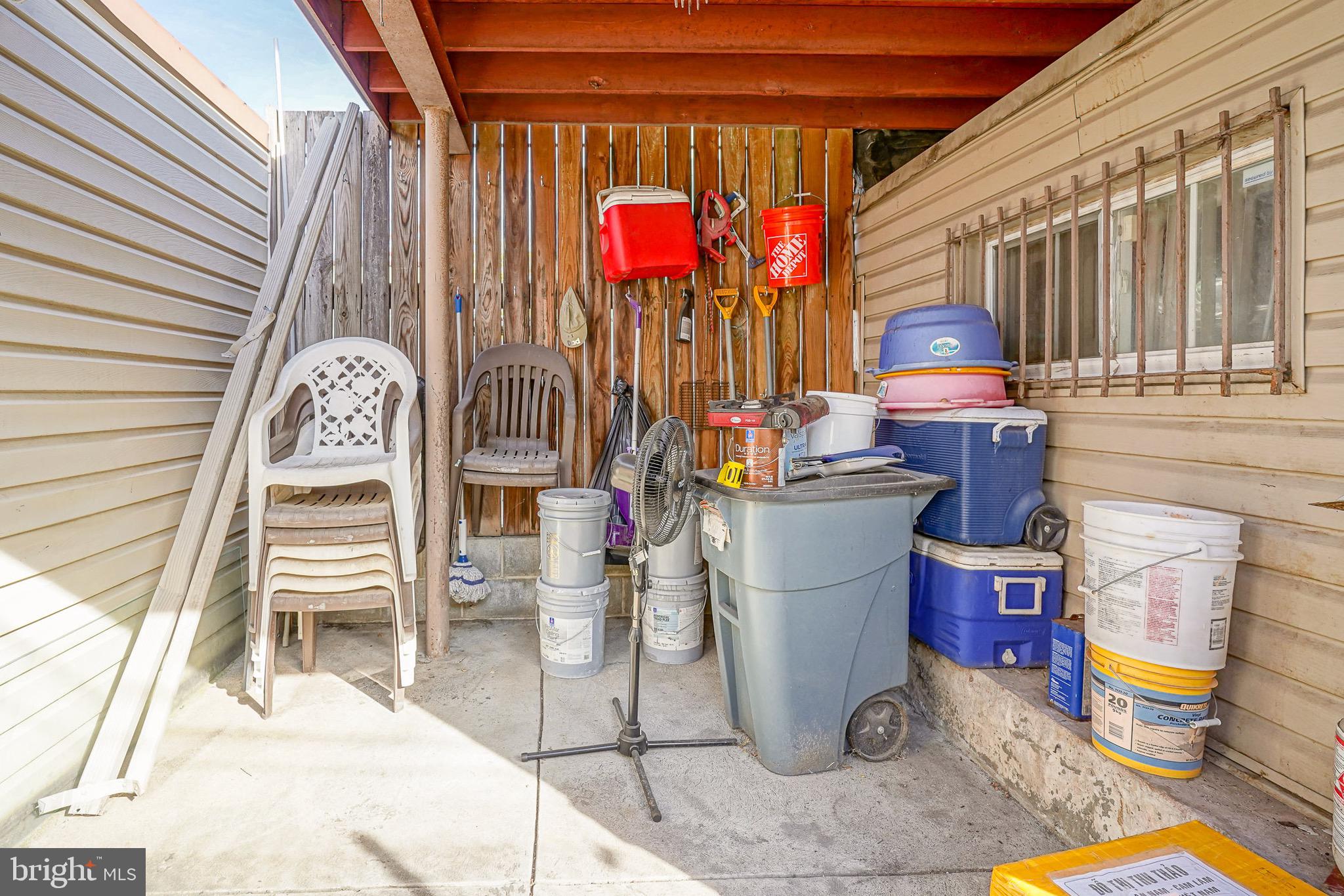 HARROWGATE - Residential