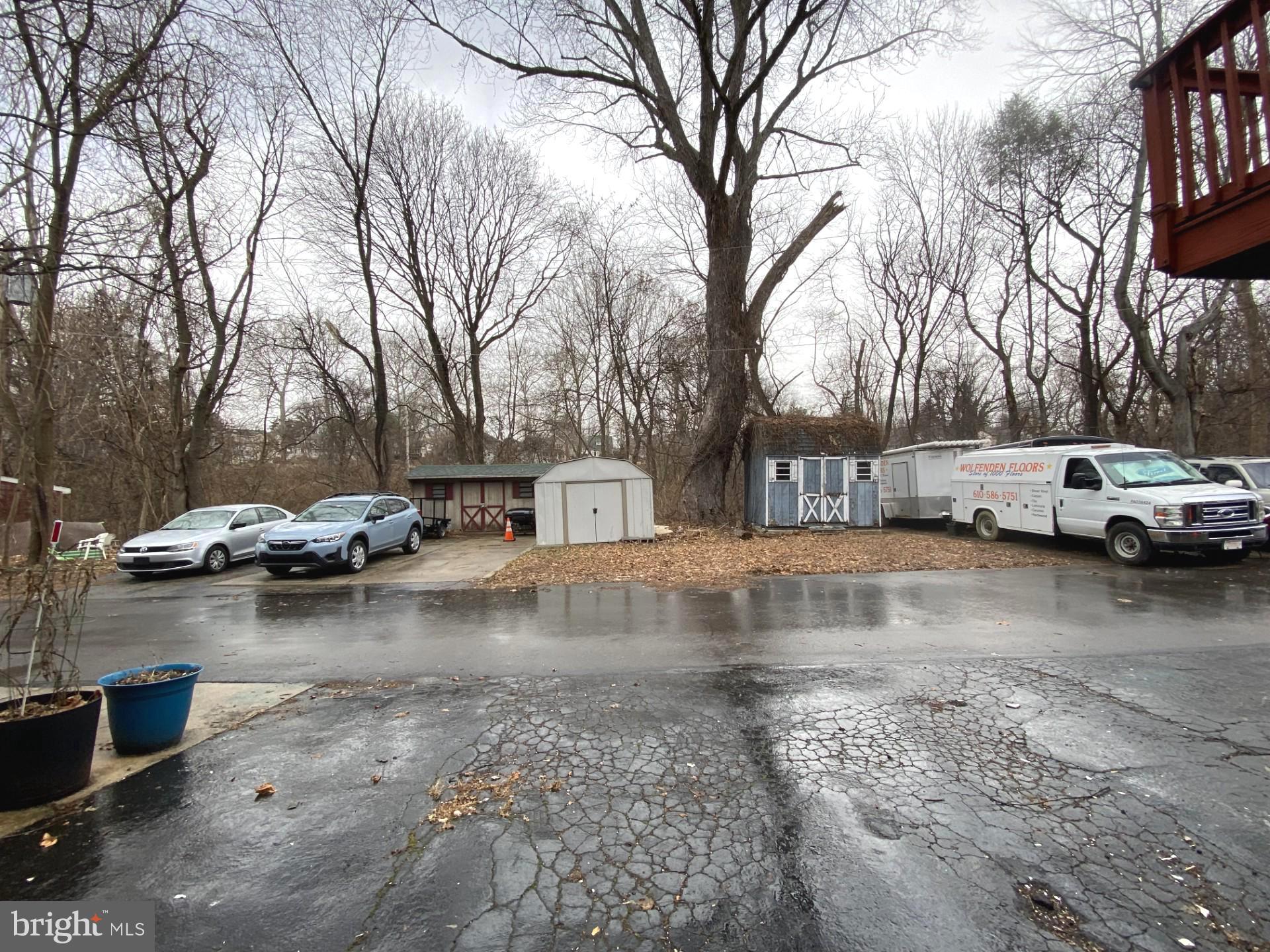 RAVENWOOD - Residential