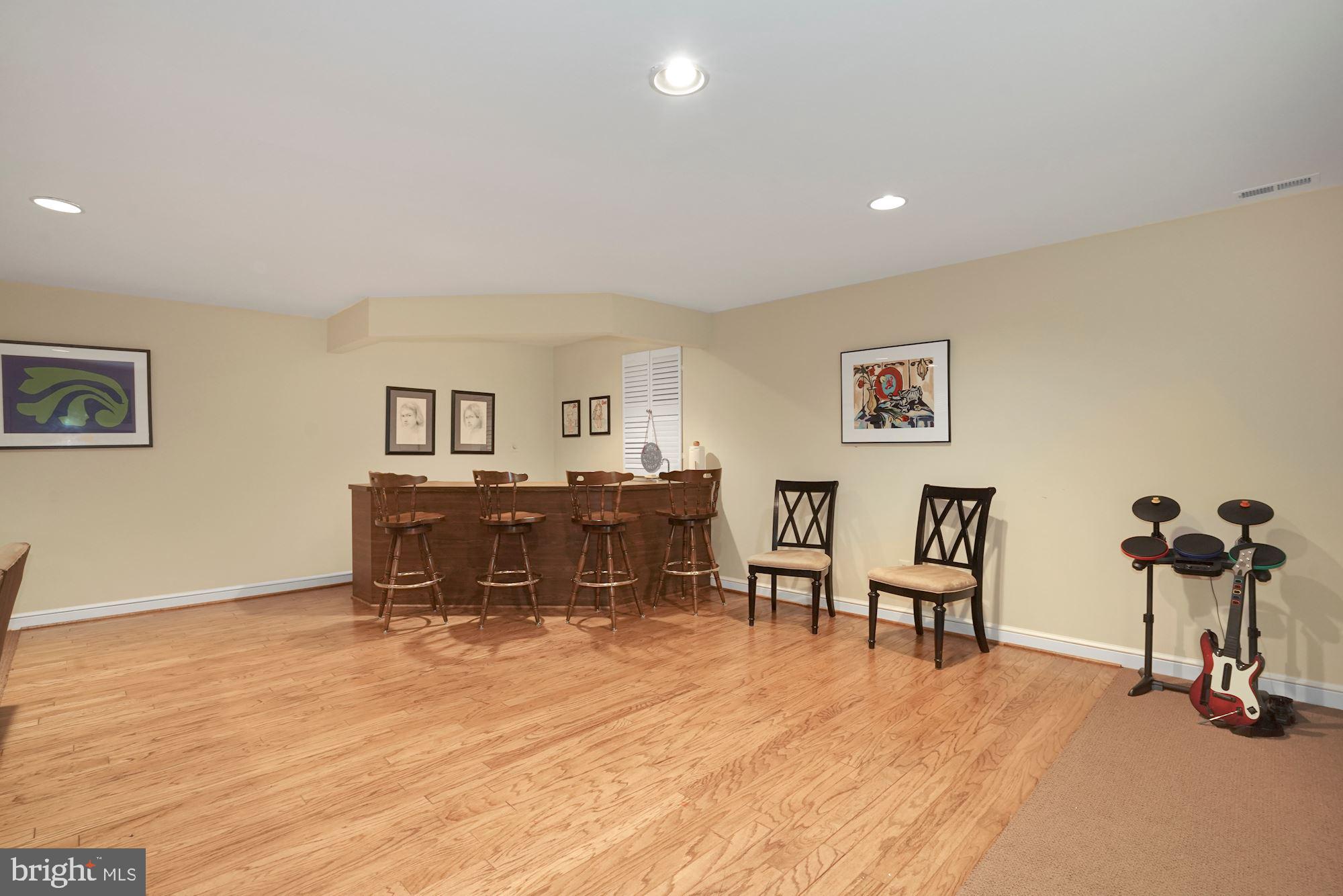 LYNWOOD - Residential