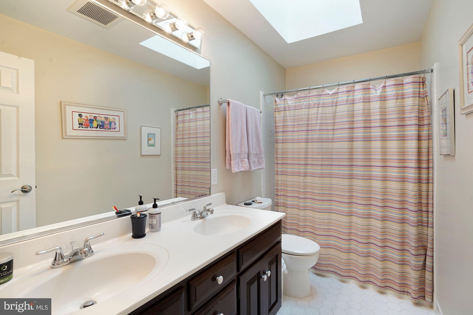 LYNWOOD - Residential