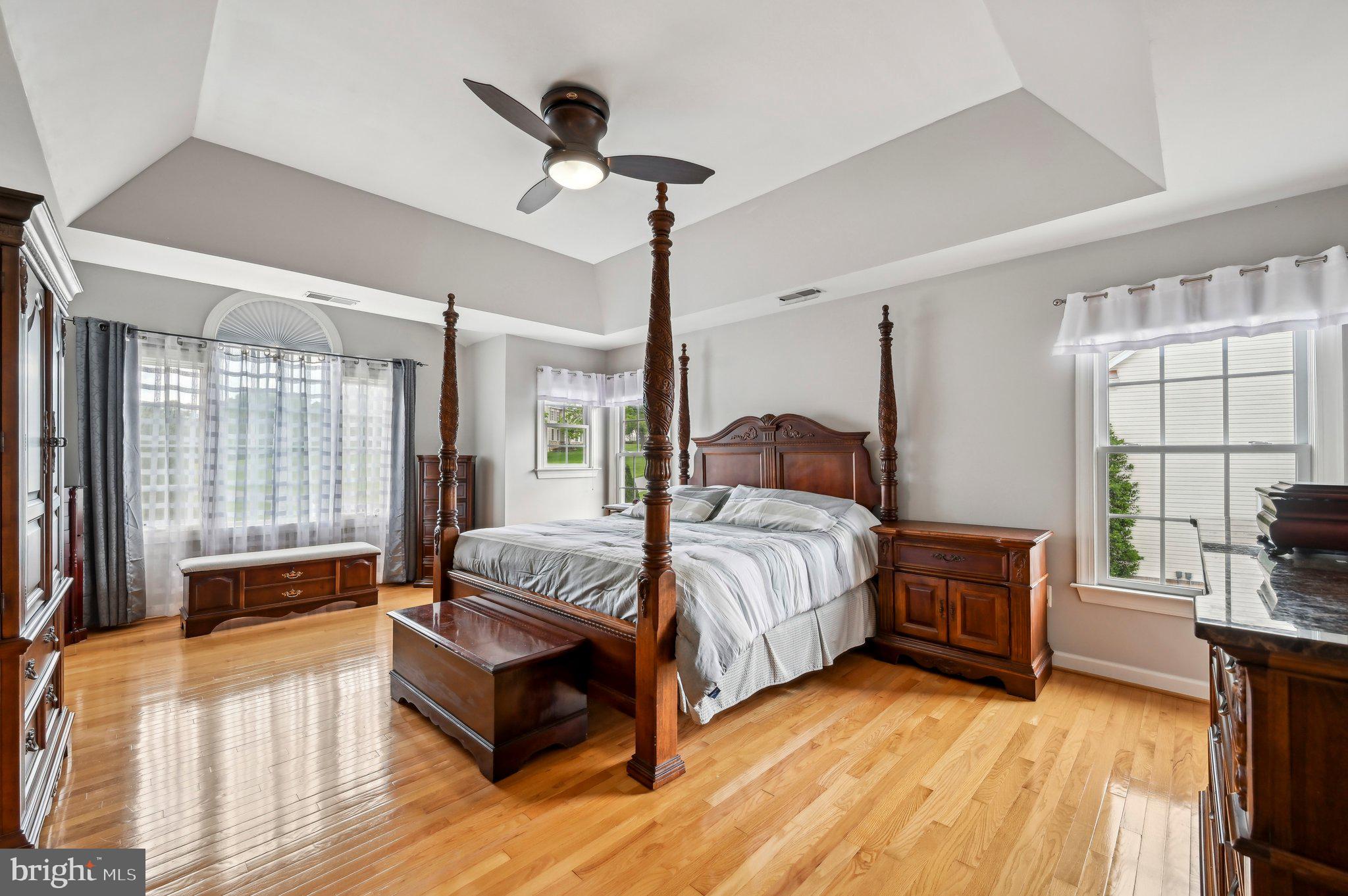 RIVER DOWNS - Residential