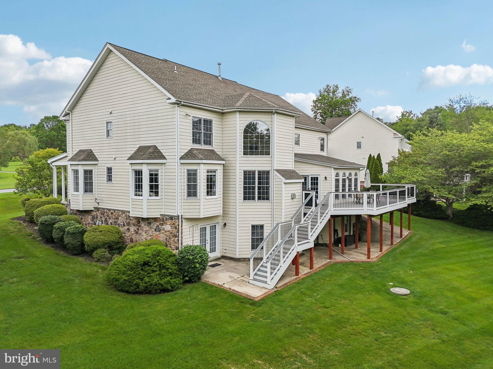 RIVER DOWNS - Residential