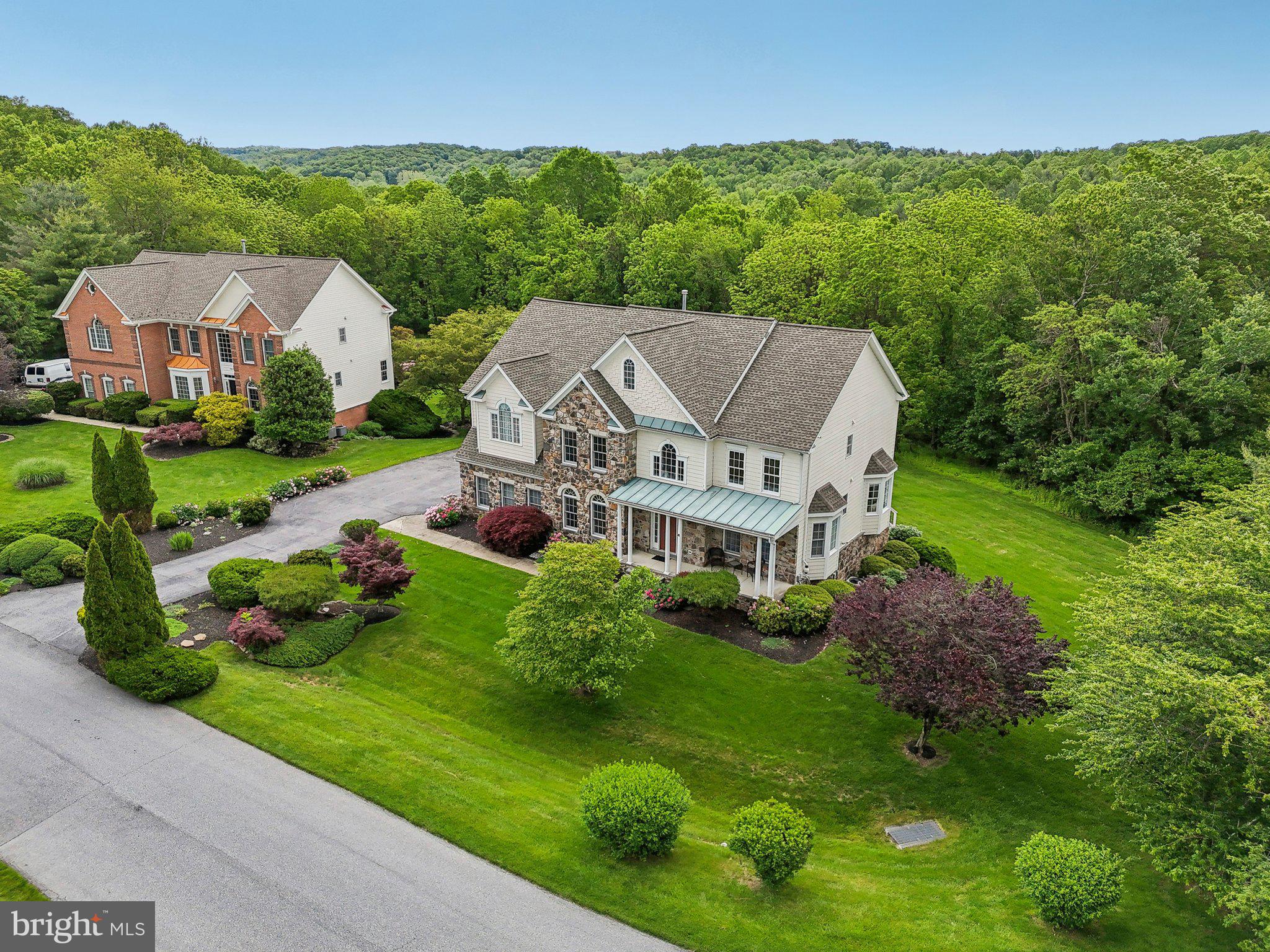 RIVER DOWNS - Residential