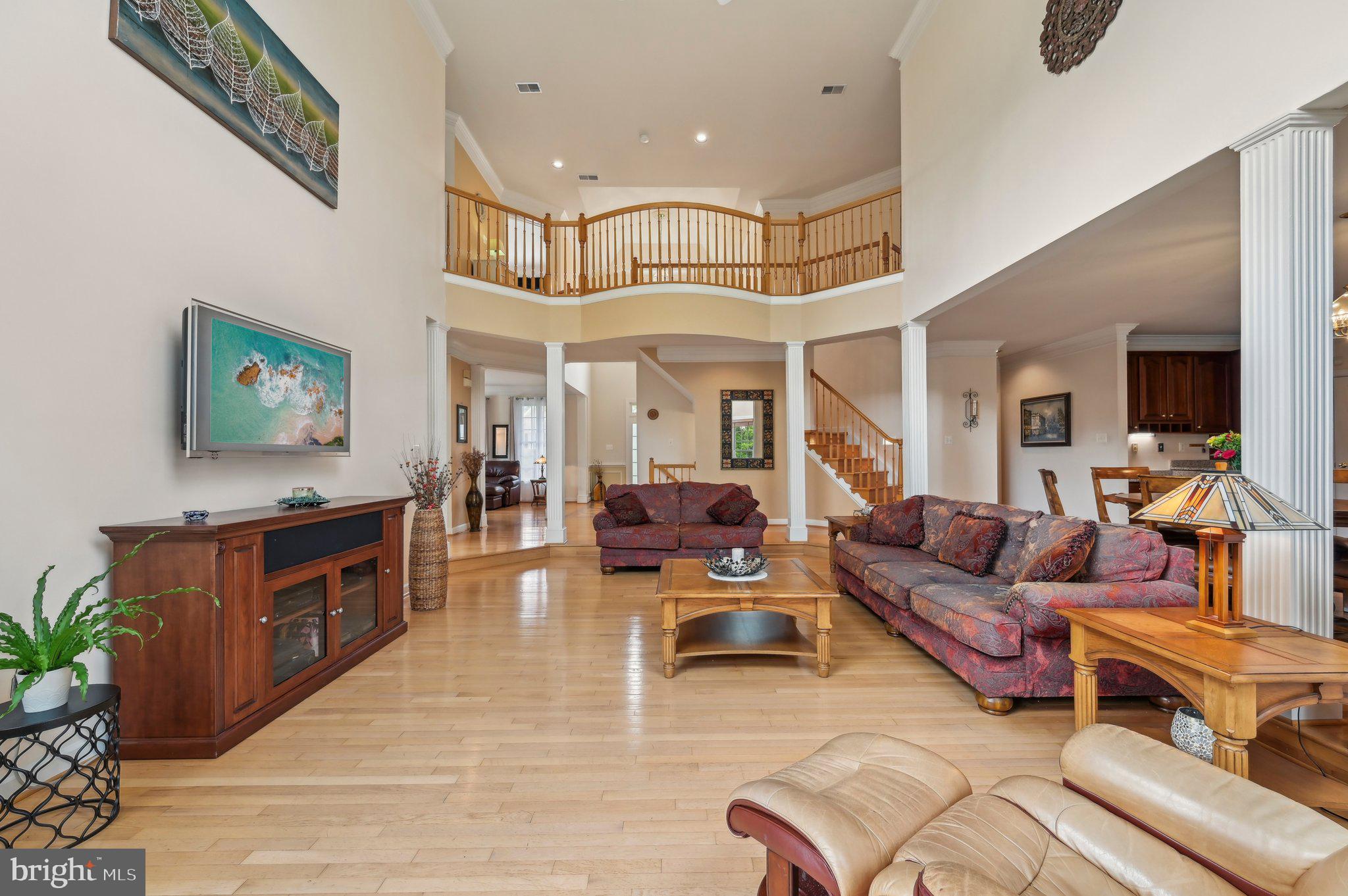 RIVER DOWNS - Residential